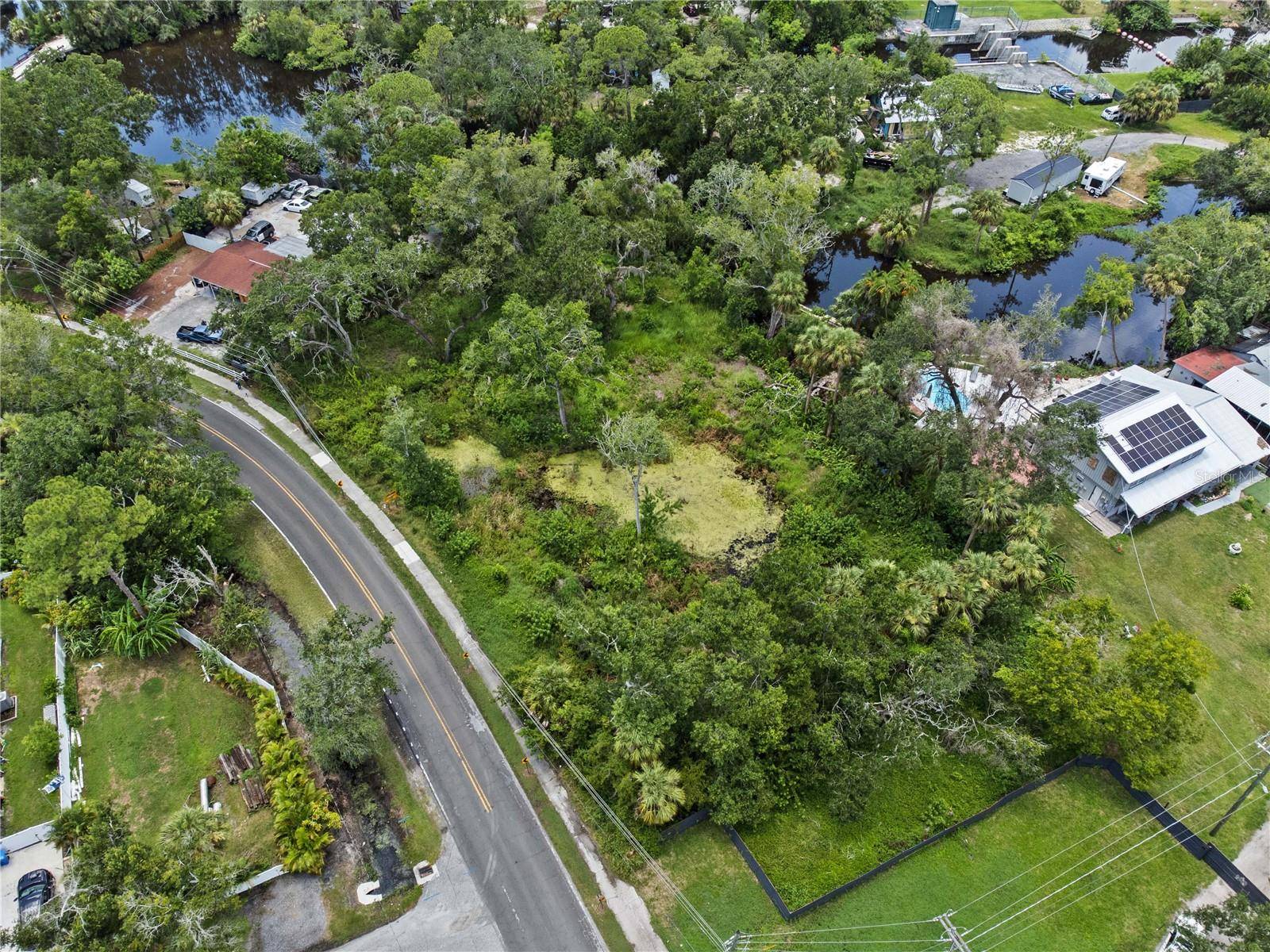 Tampa, FL 33615,8405 JACKSON SPRINGS RD