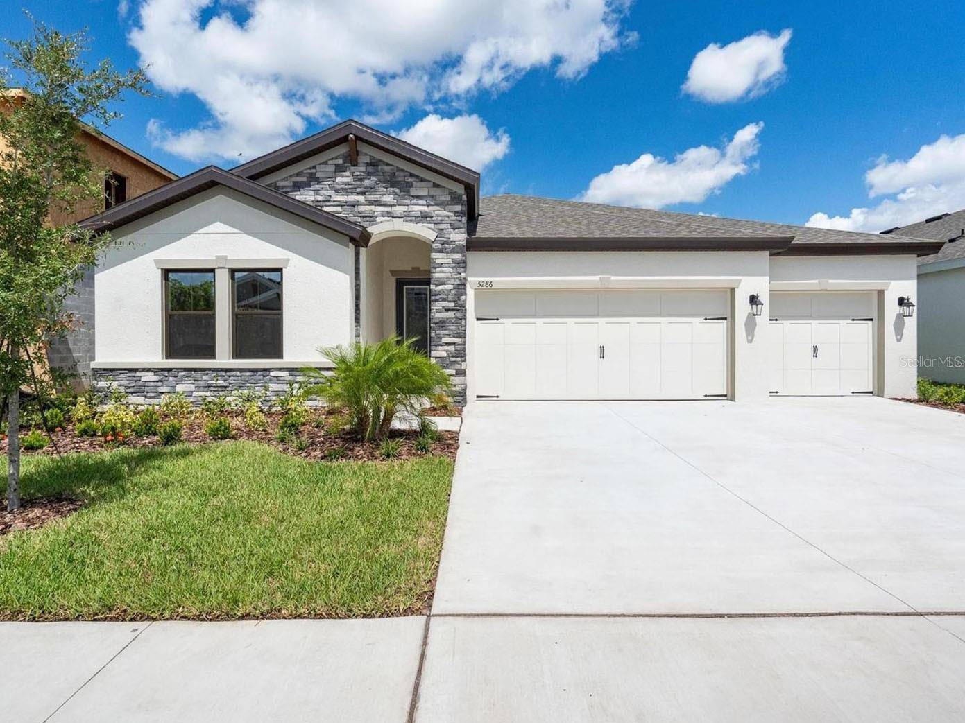 Apollo Beach, FL 33572,5286 WOLF CREEK DR