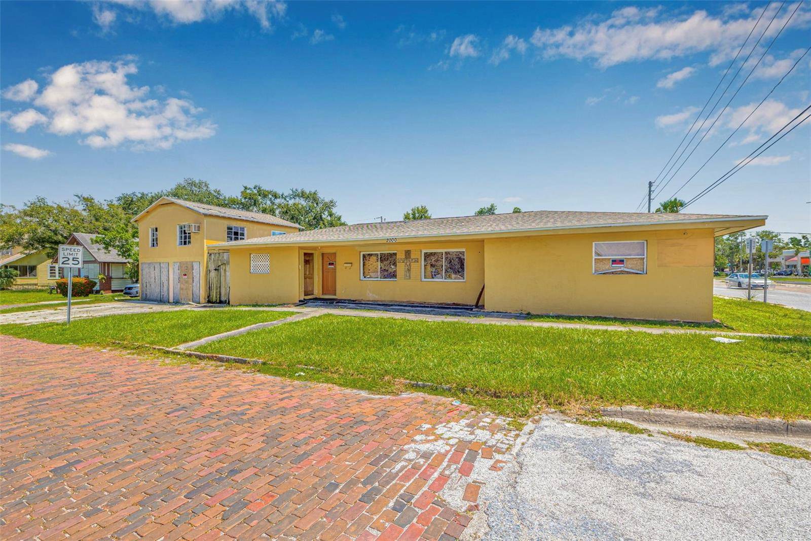 St Petersburg, FL 33705,2000 DR MARTIN LUTHER KING JR ST S