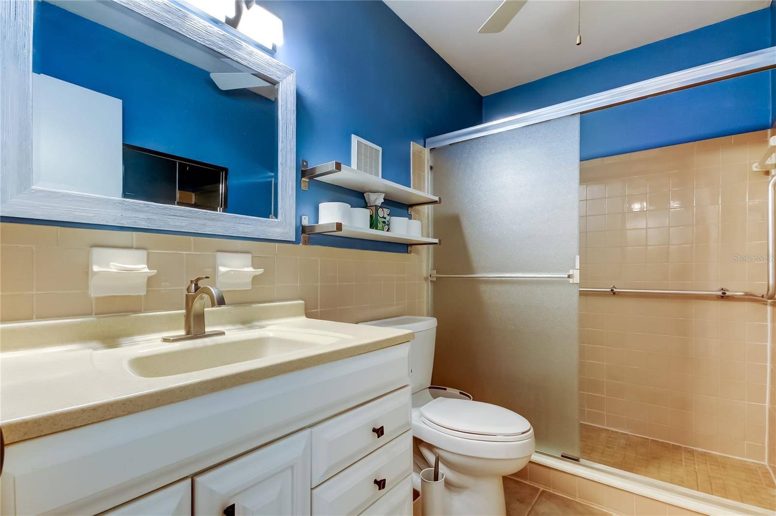 Clearwater, FL 33763,2221 SWEDISH DR #3