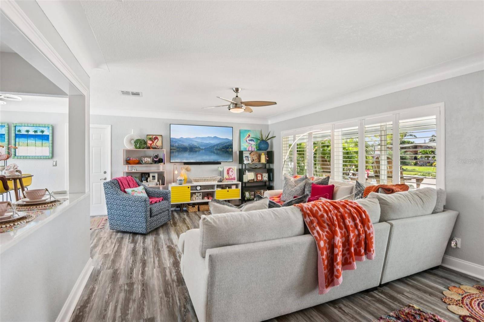 St Petersburg, FL 33707,7869 CAUSEWAY BLVD S