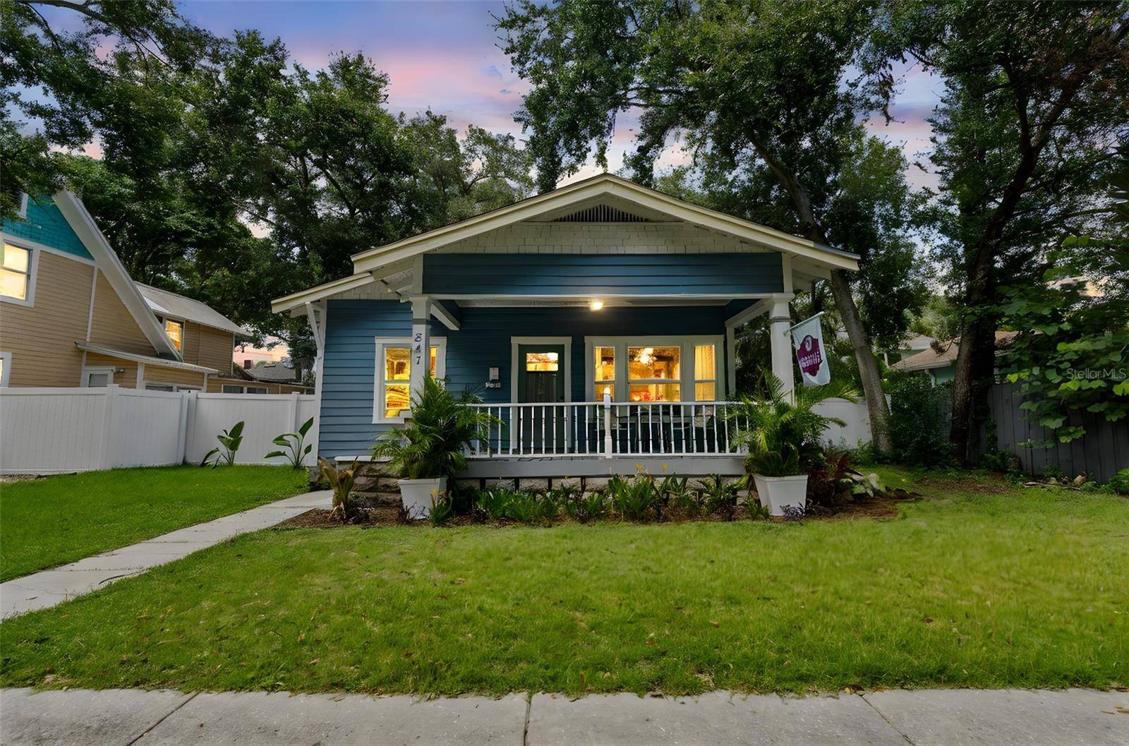 St Petersburg, FL 33701,847 9TH AVE S