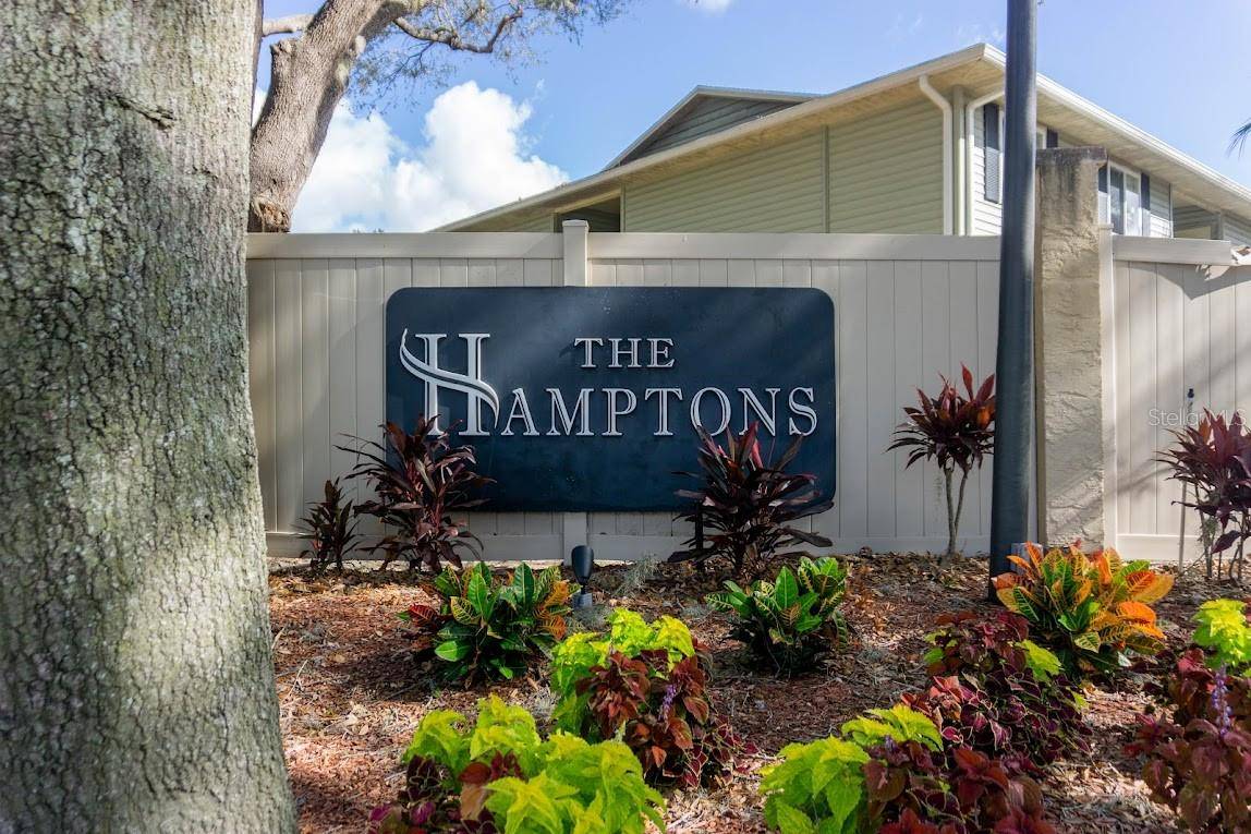 Brandon, FL 33510,222 BERRY TREE PL #222