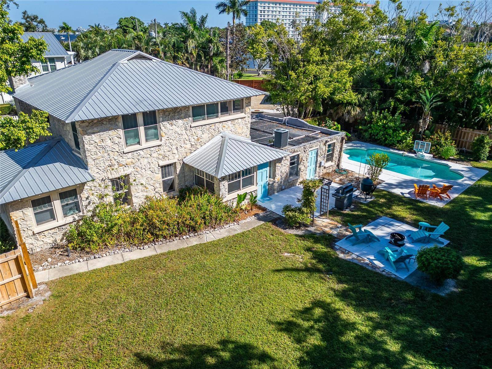 Bradenton, FL 34205,1933 3RD AVE W