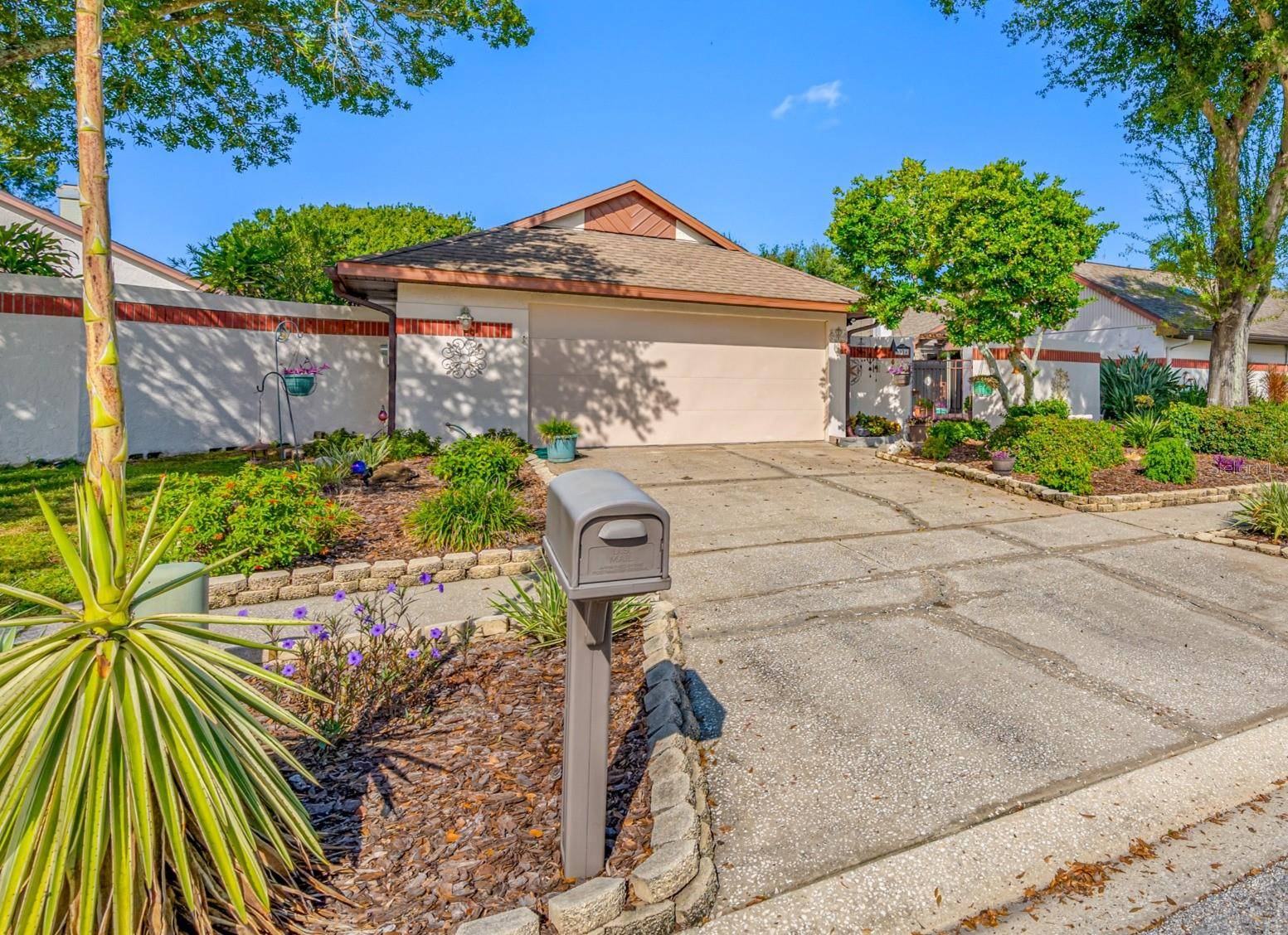 Tampa, FL 33635,6924 SILVERMILL DR