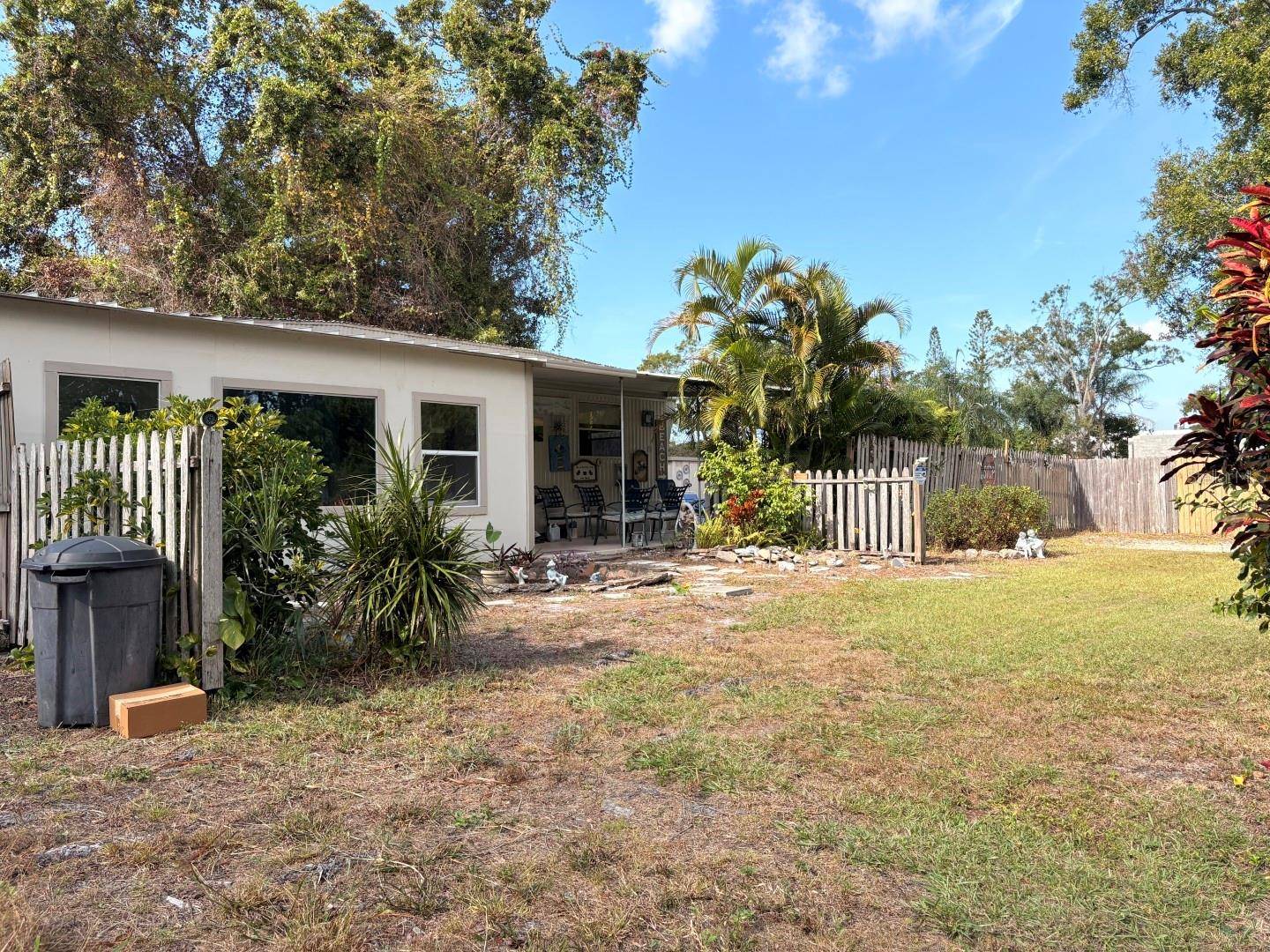 St Petersburg, FL 33709,5112 80TH WAY N