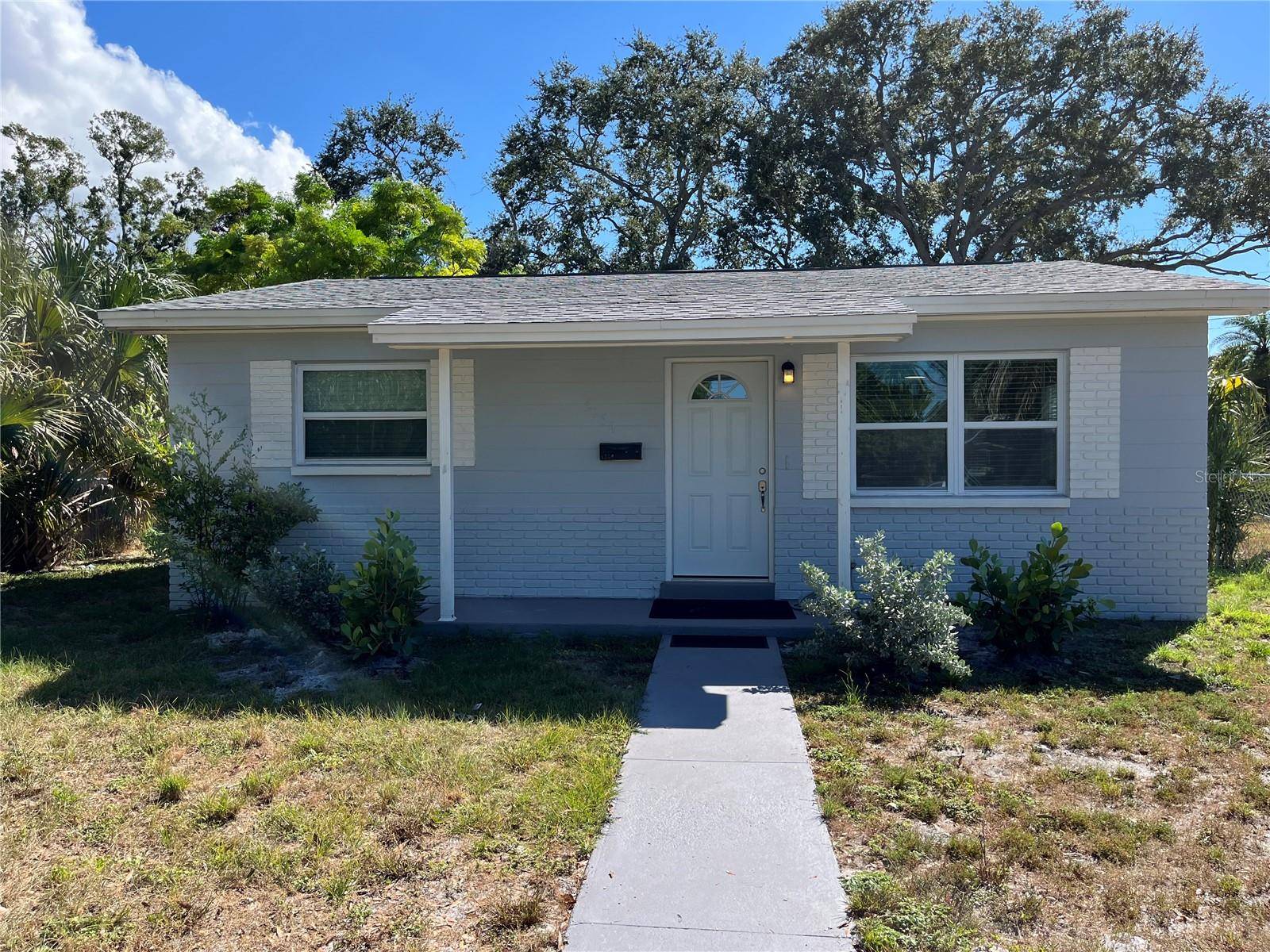 St Petersburg, FL 33707,5254 1ST AVE S