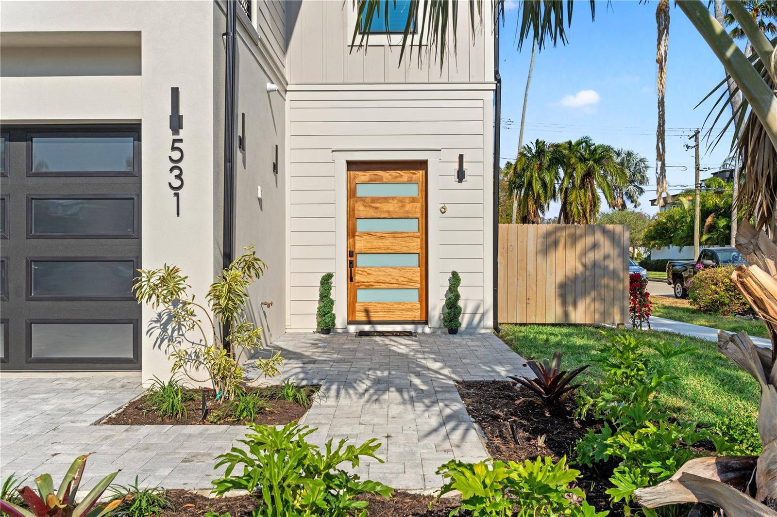 Tampa, FL 33606,531 DANUBE AVE