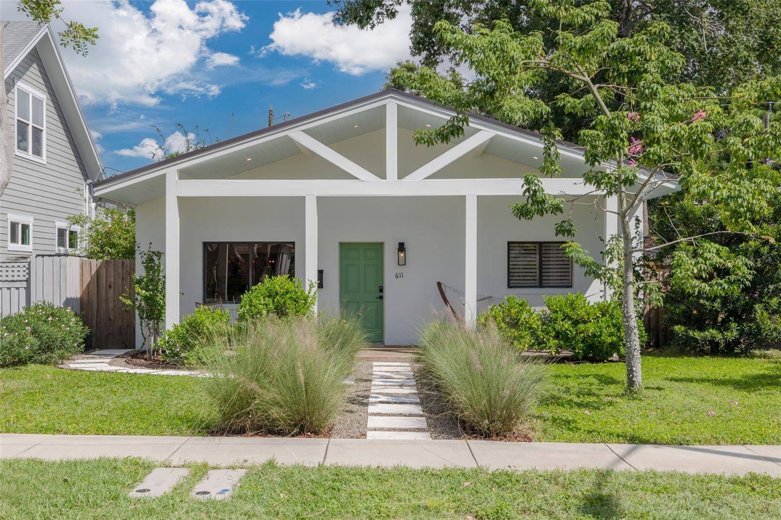 St Petersburg, FL 33704,611 34TH AVE N