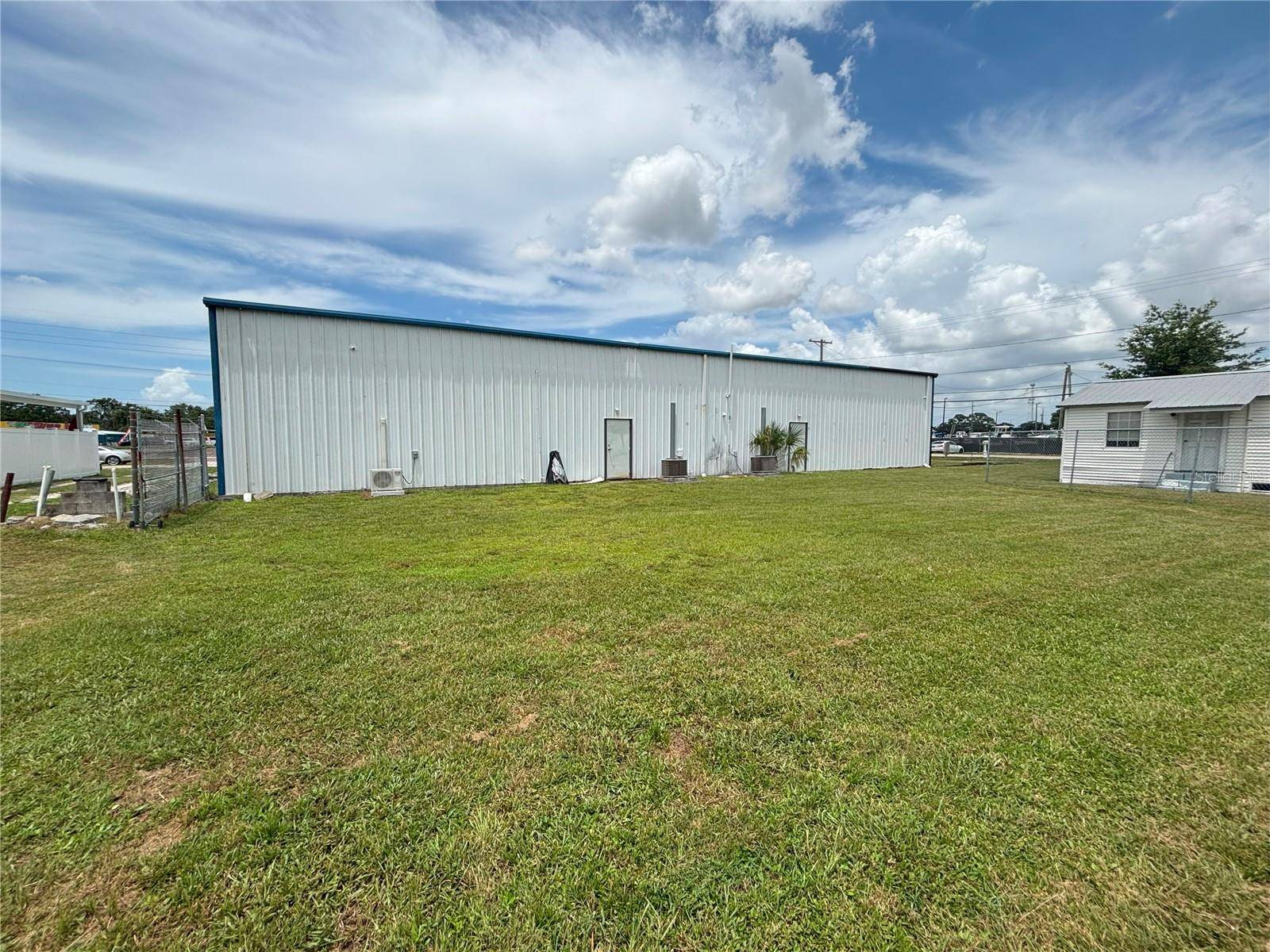Ruskin, FL 33570,1503 7TH ST SW