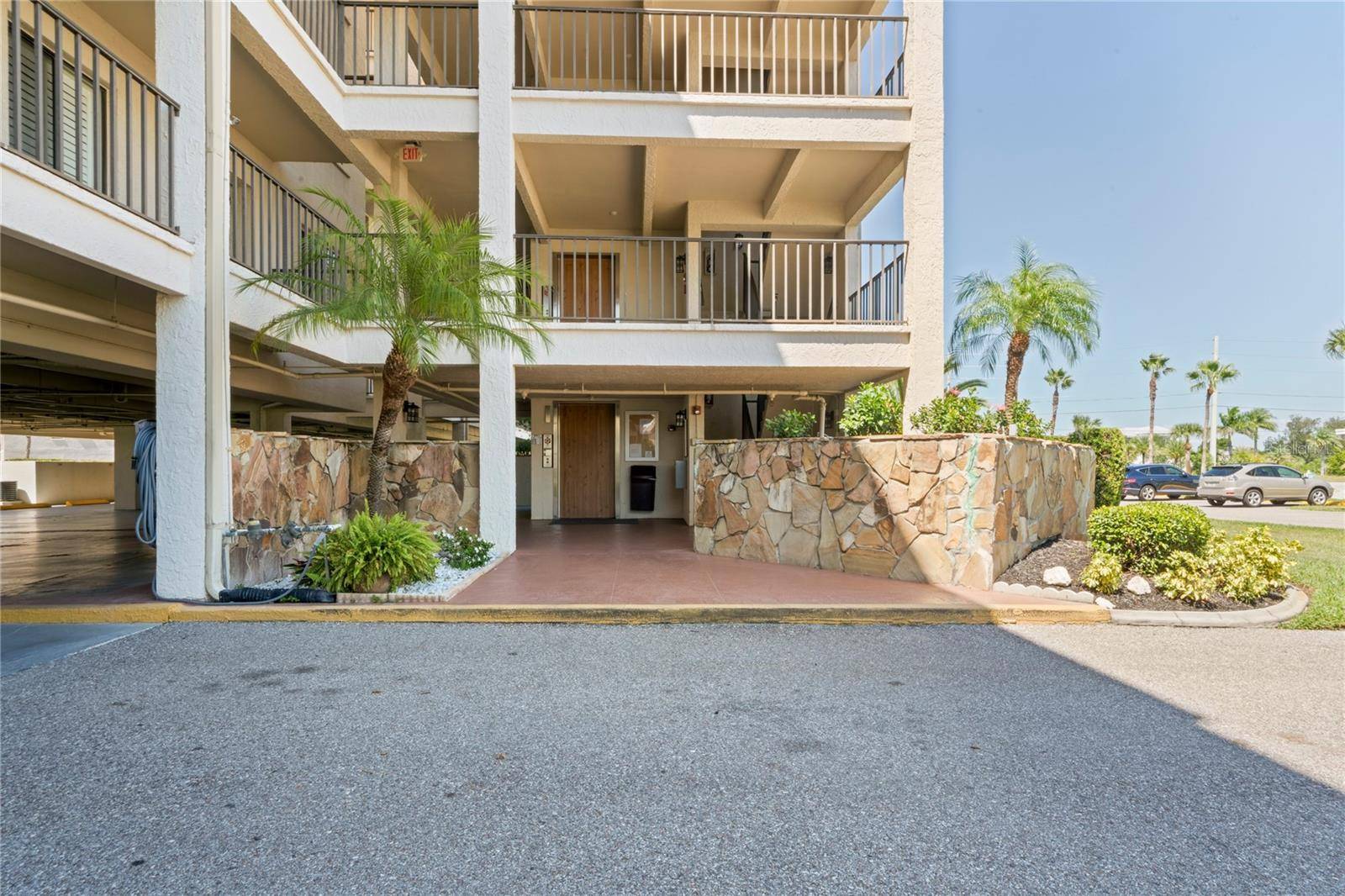 Port Richey, FL 34668,8251 BRENT ST #922