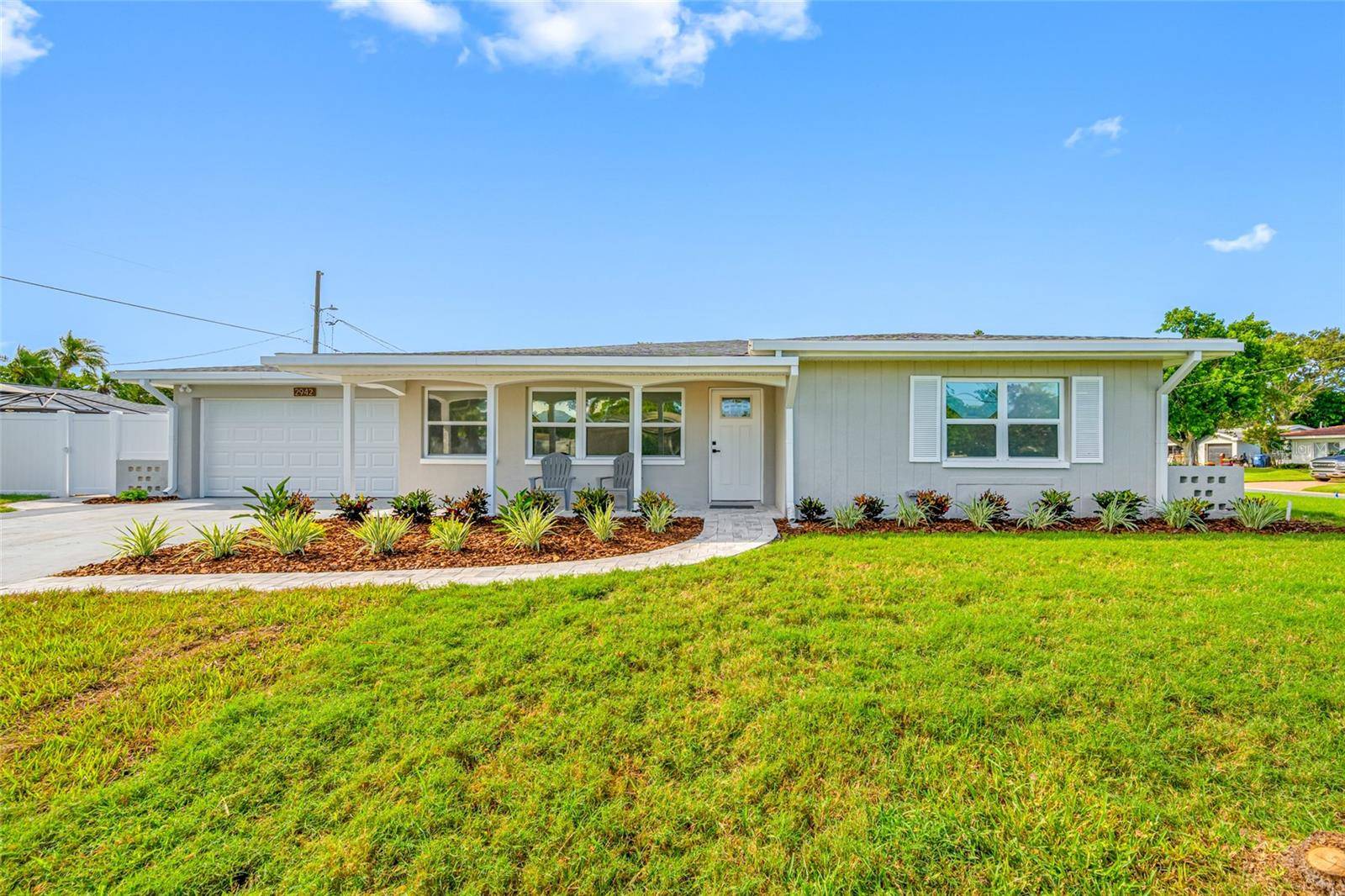 St Petersburg, FL 33712,2942 63RD AVE S