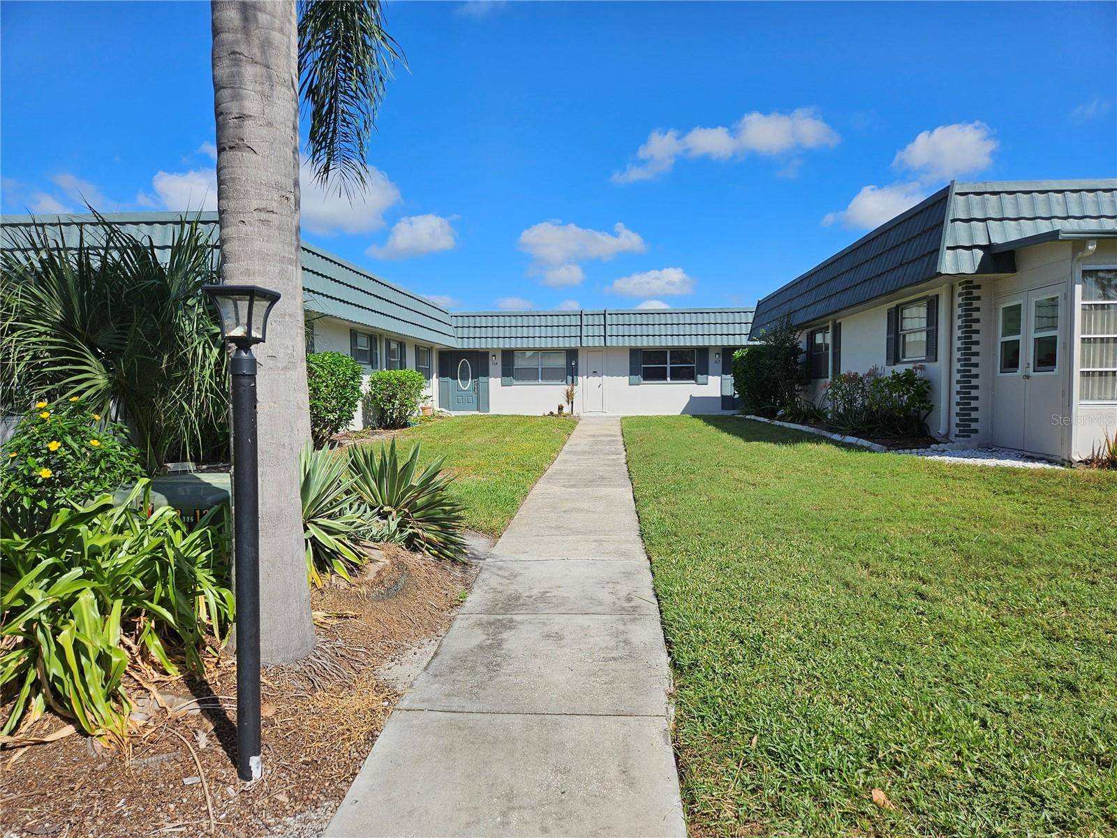 Sun City Center, FL 33573,1811 BEDFORD LN #163