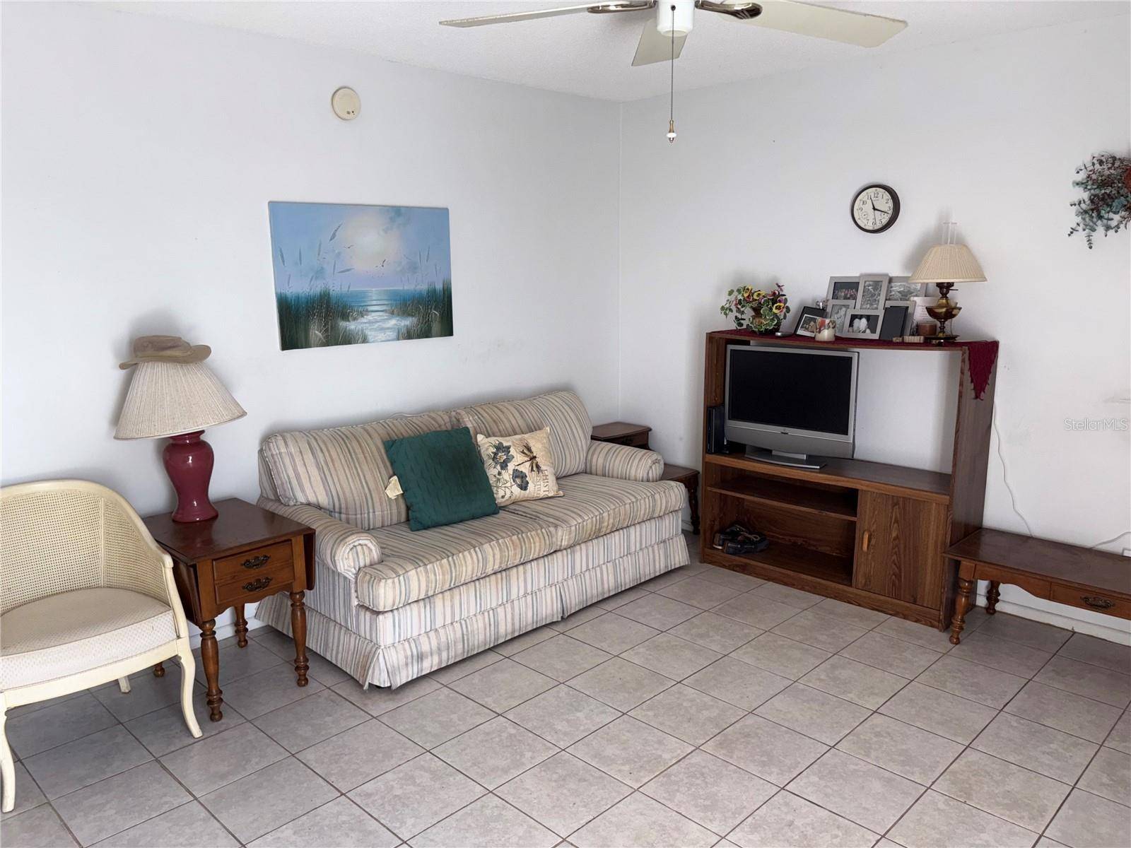 Largo, FL 33770,250 ROSERY RD NW #328