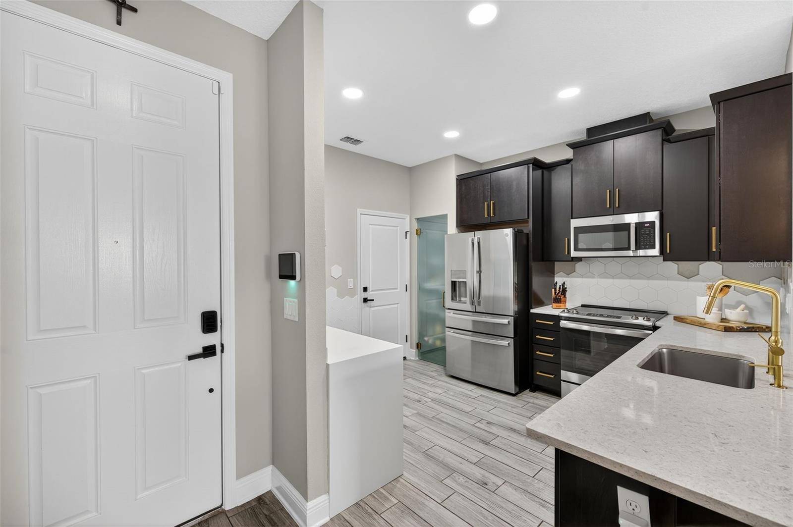 Clearwater, FL 33764,2419 FOGGY CREEK CIR