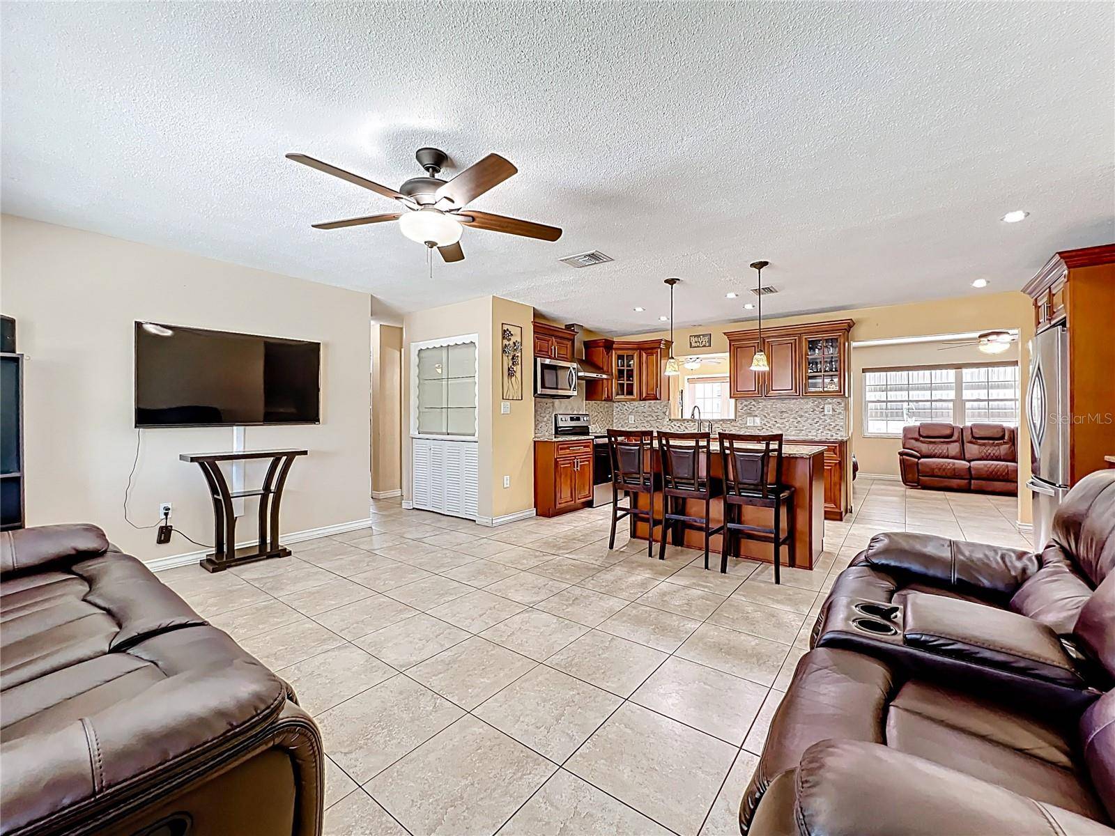 Seminole, FL 33778,11210 102ND TER