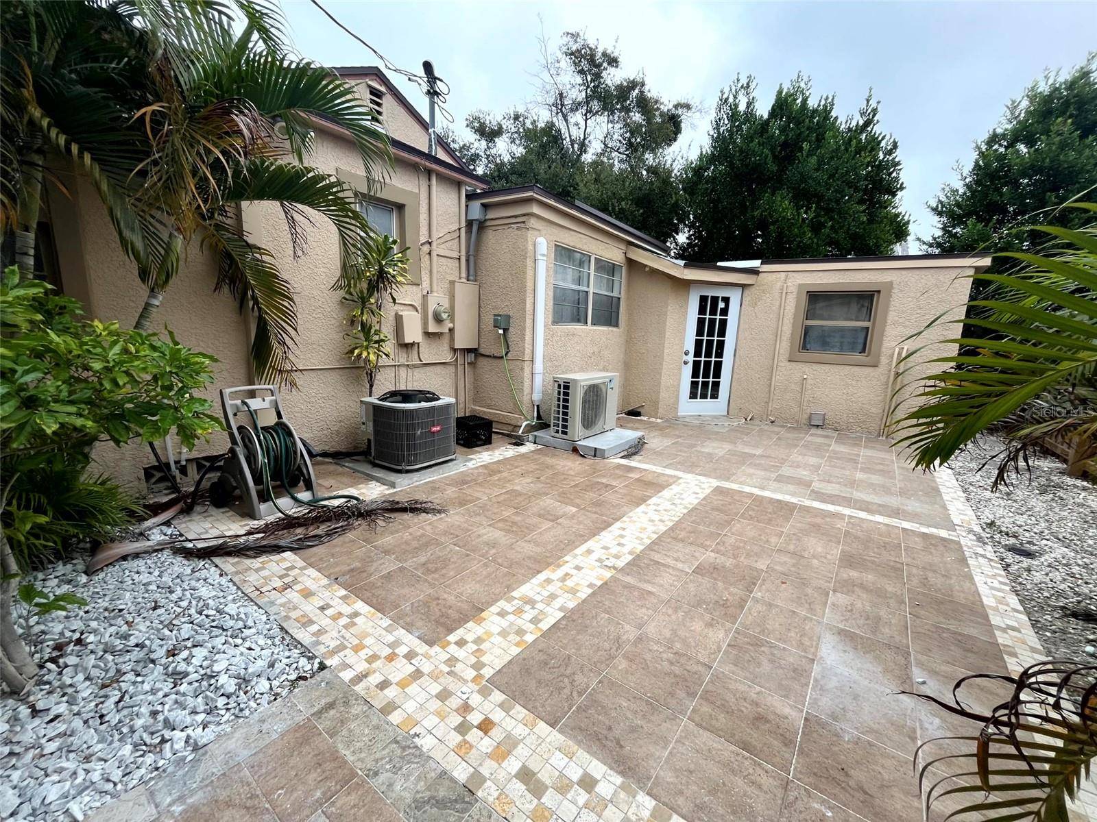 Clearwater, FL 33755,1215 N GARDEN AVE