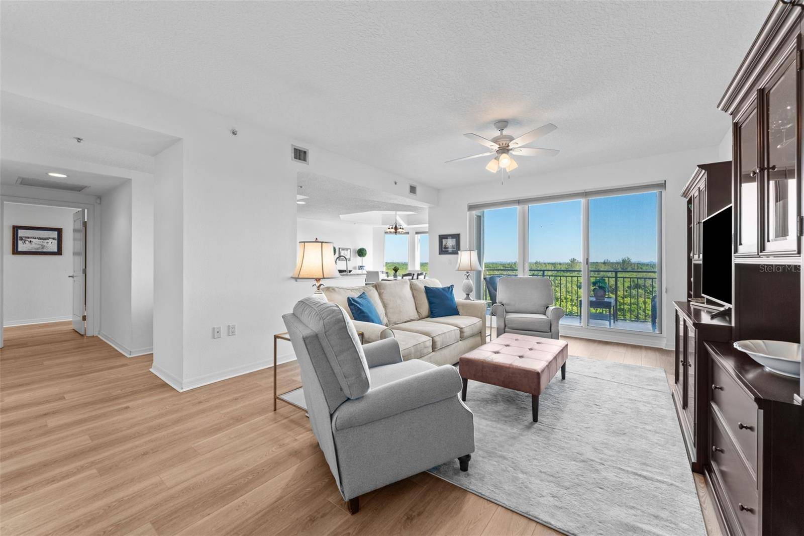 St Petersburg, FL 33716,10851 MANGROVE CAY LN NE #612