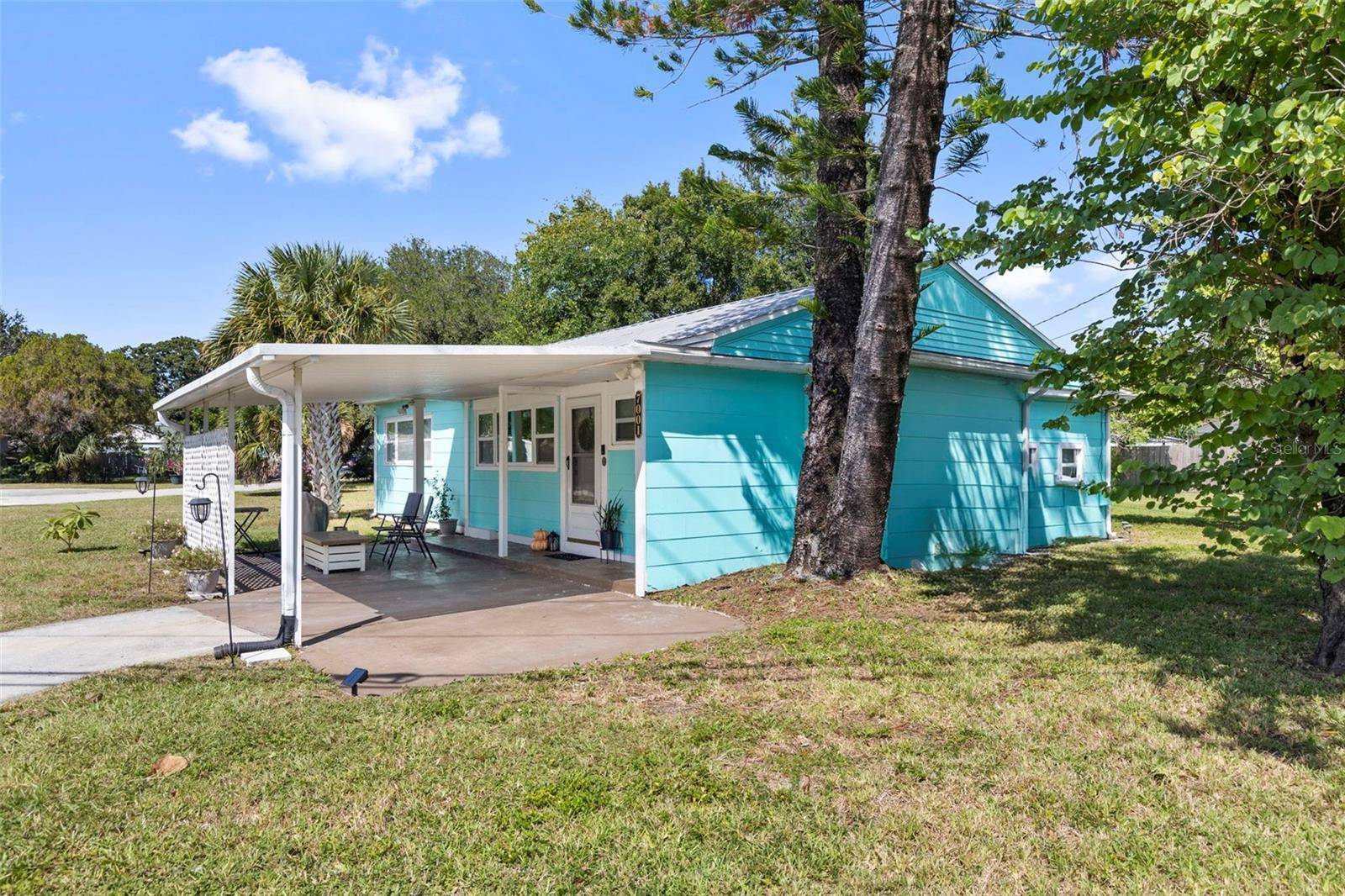 St Petersburg, FL 33702,7001 13TH ST N