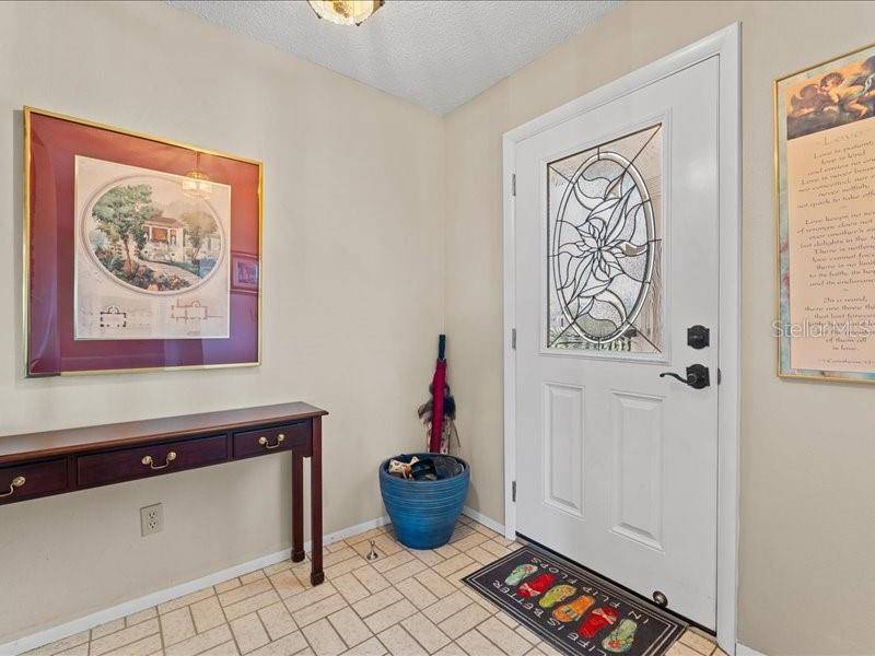 St Petersburg, FL 33709,8186 TERRACE GARDEN DR N #401