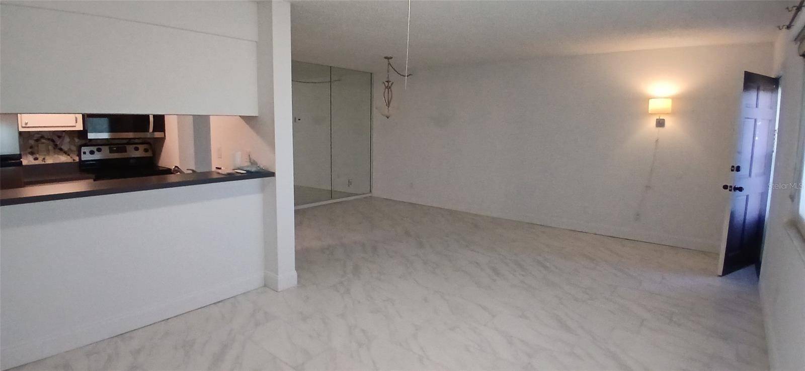 Belleair Bluffs, FL 33770,2525 W BAY DR #D23