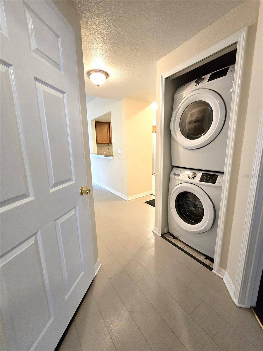 Riverview, FL 33578,9521 NEWDALE WAY #101