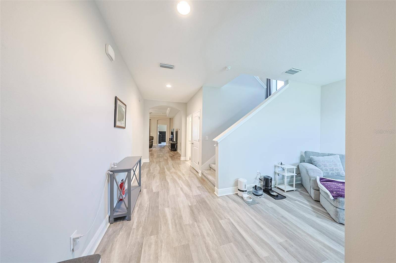 Seffner, FL 33584,130 AZUL DR