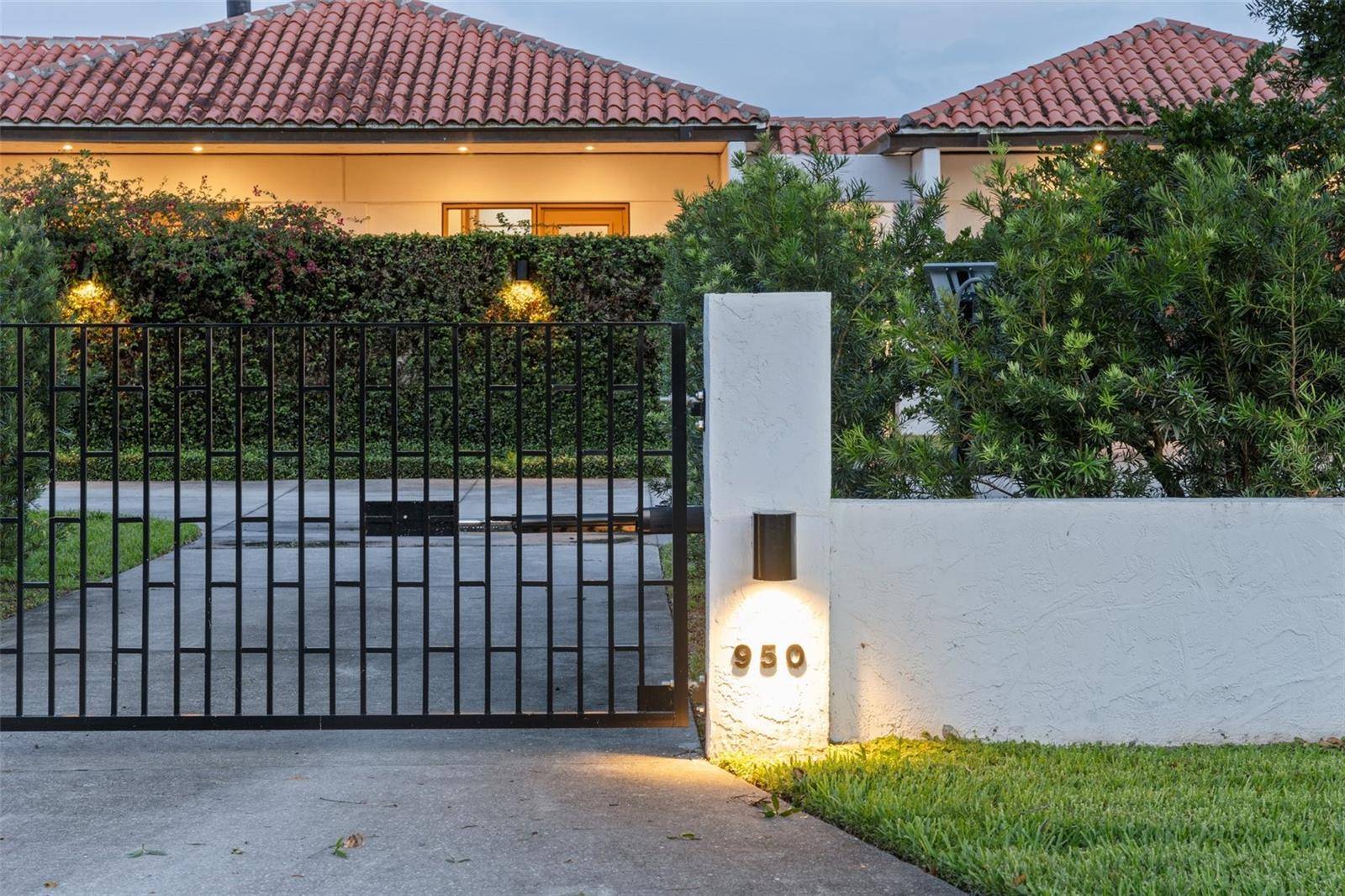 Winter Haven, FL 33880,950 N LAKE OTIS DR SE