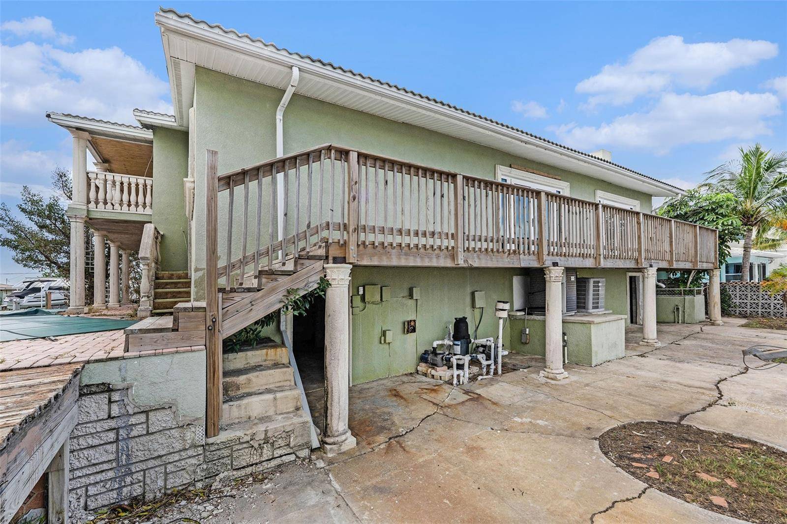 St Pete Beach, FL 33706,5903 BIMINI WAY N