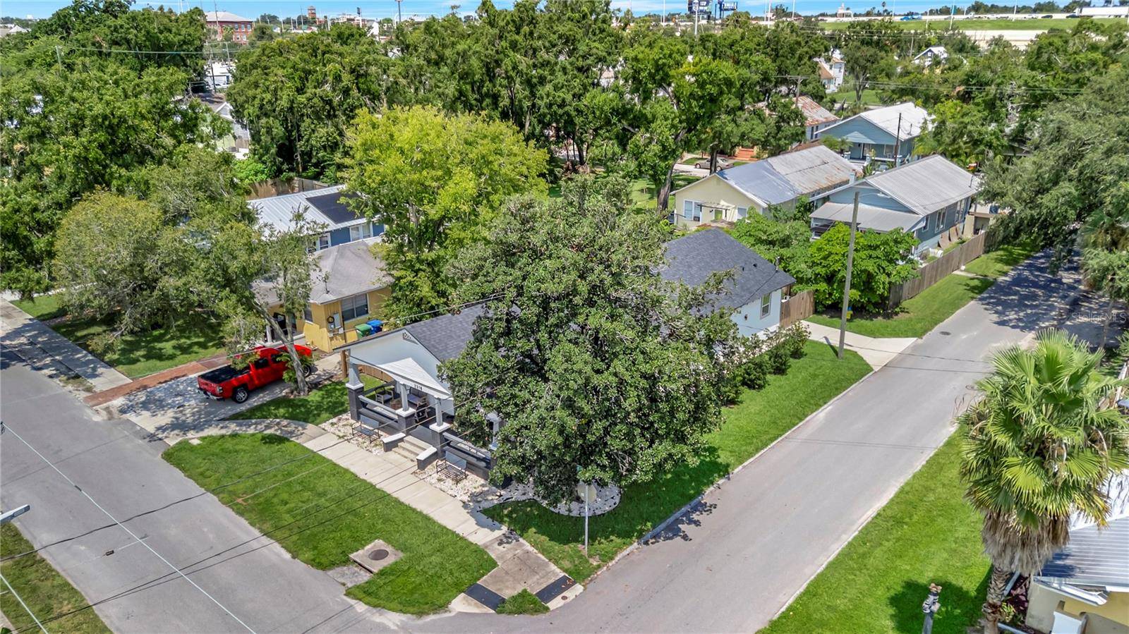 Tampa, FL 33605,2318 E 9TH AVE