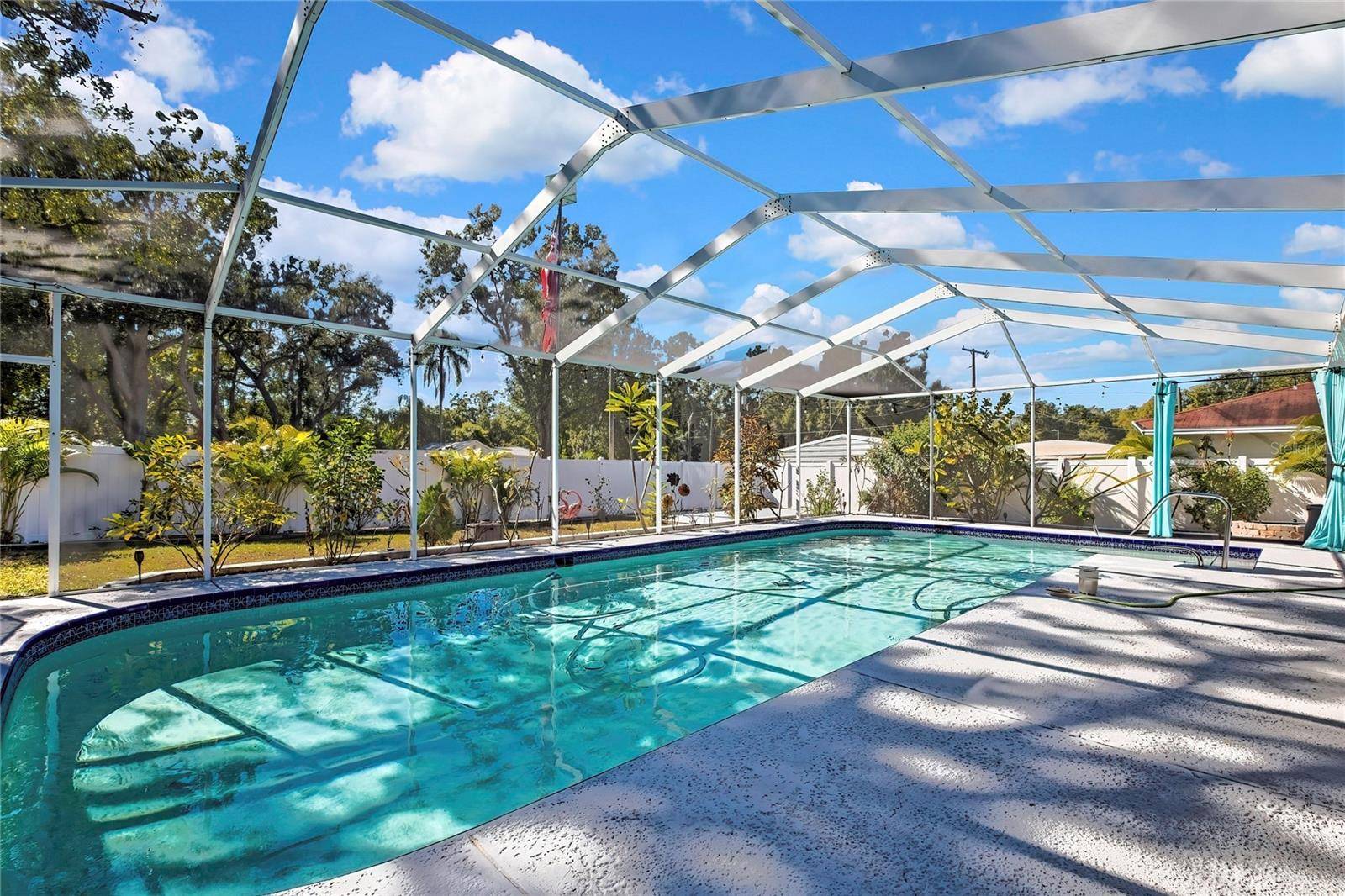 Tampa, FL 33604,1322 W KNOLLWOOD ST