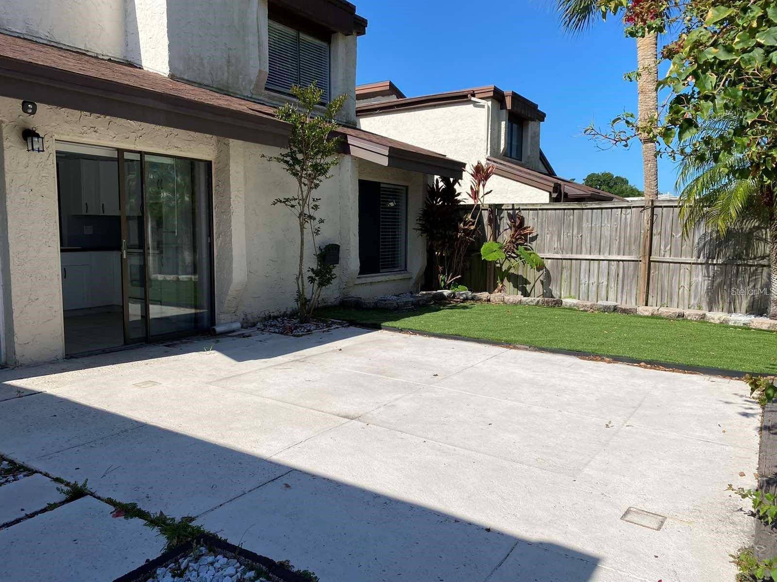 Clearwater, FL 33765,2095 SUNSET POINT RD #2504