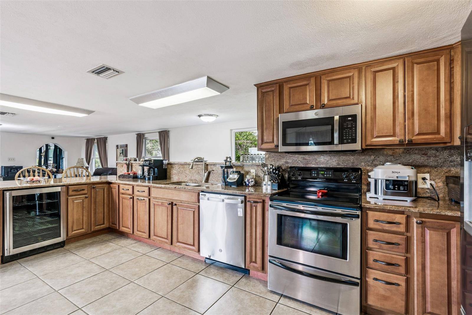 Zephyrhills, FL 33541,37440 PHELPS RD