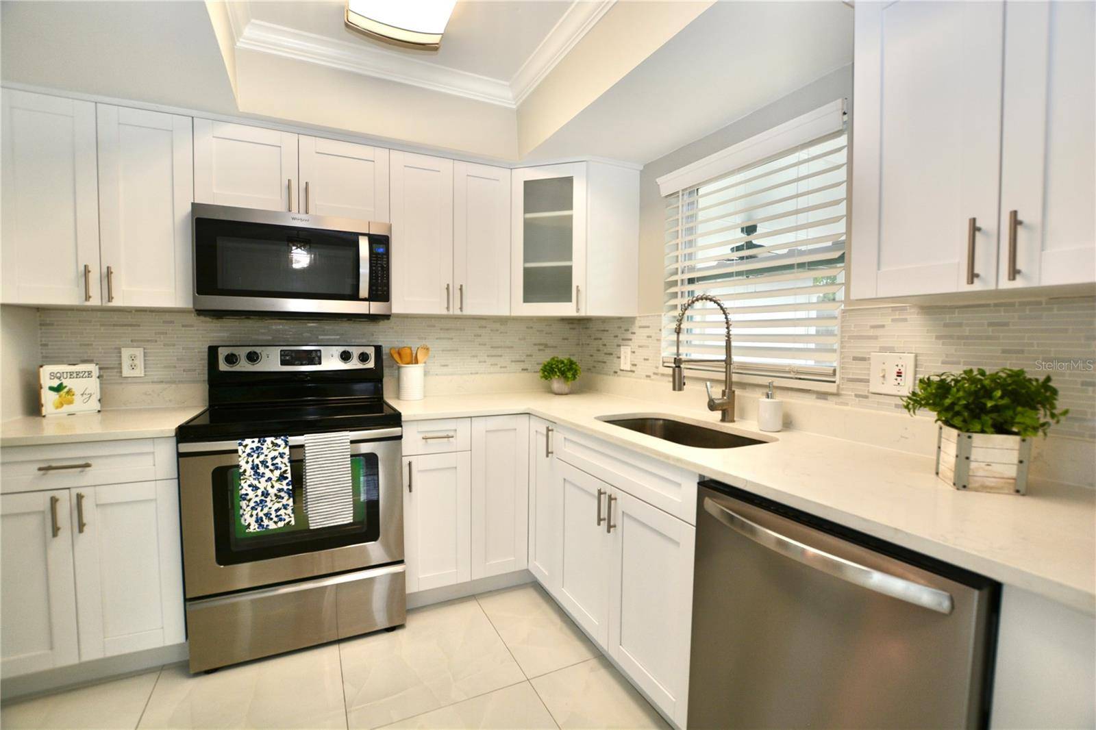 Tampa, FL 33613,14540 DIPLOMAT DR