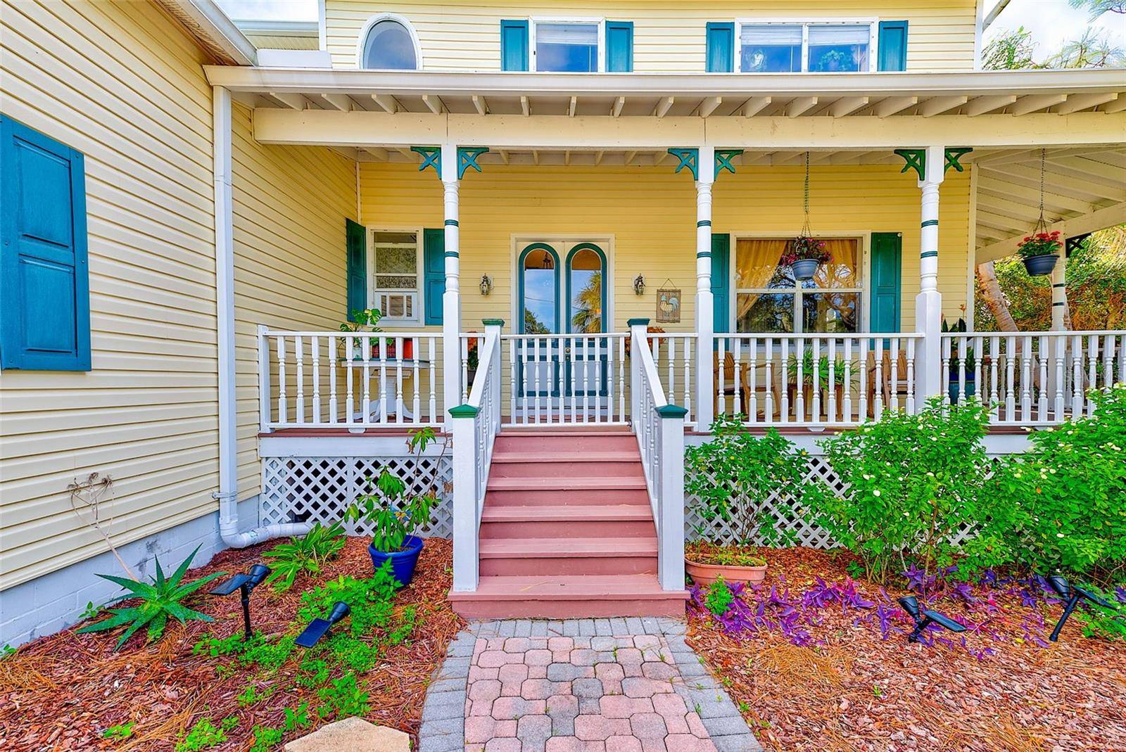 Tarpon Springs, FL 34689,757 BAYSHORE DR