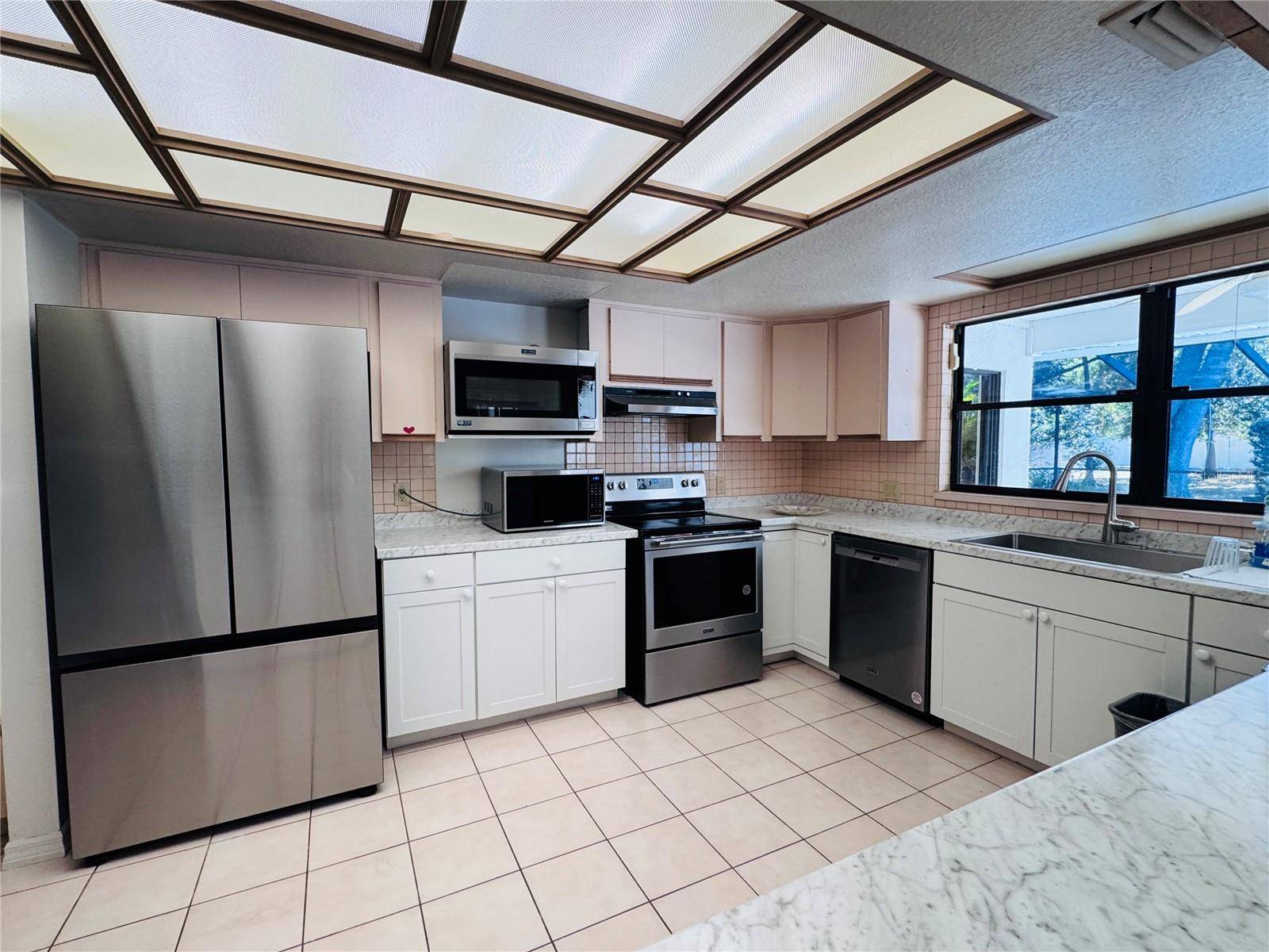 Clearwater, FL 33759,2949 SUNSET POINT RD