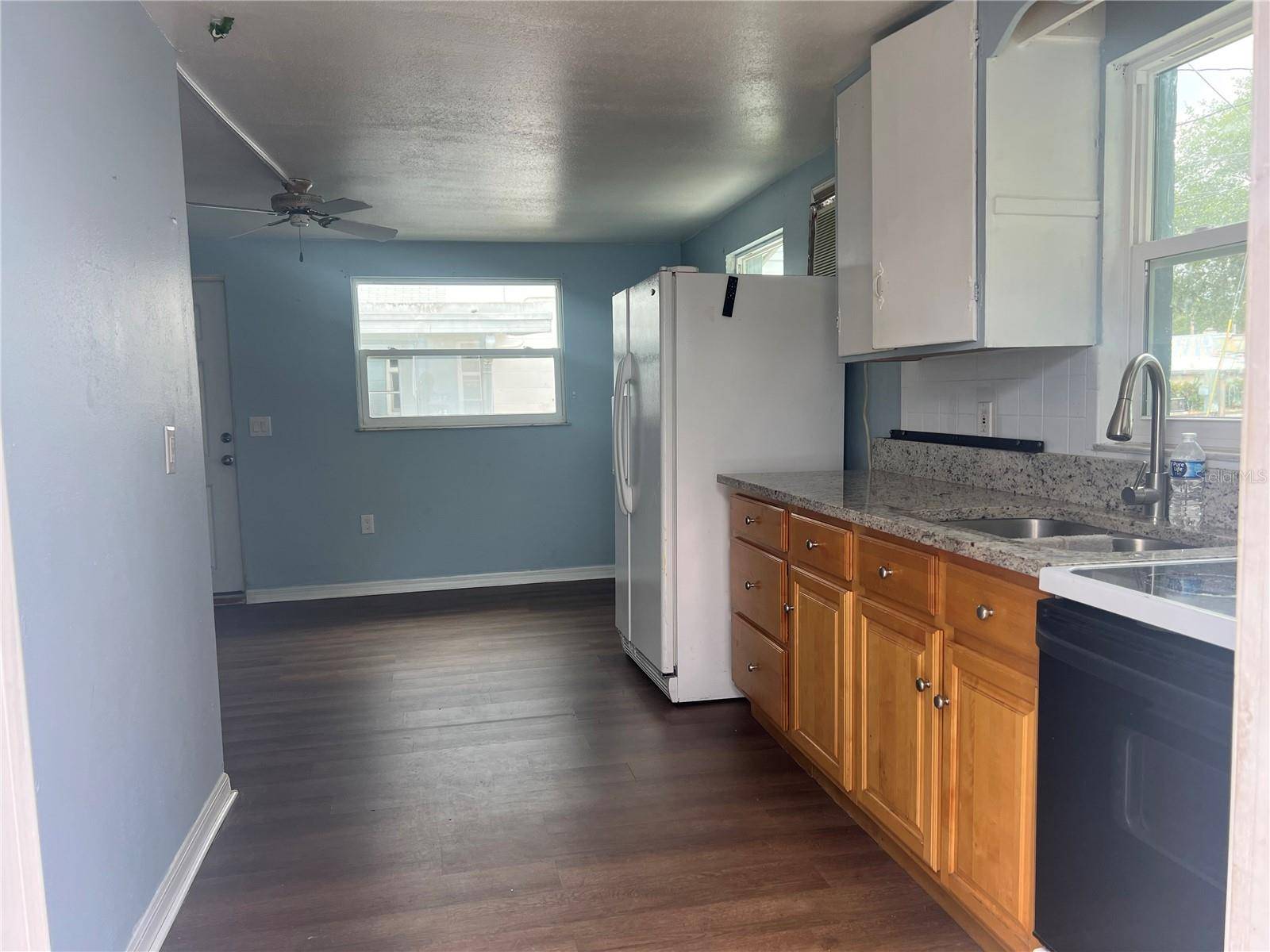 Zephyrhills, FL 33542,5206 7TH ST