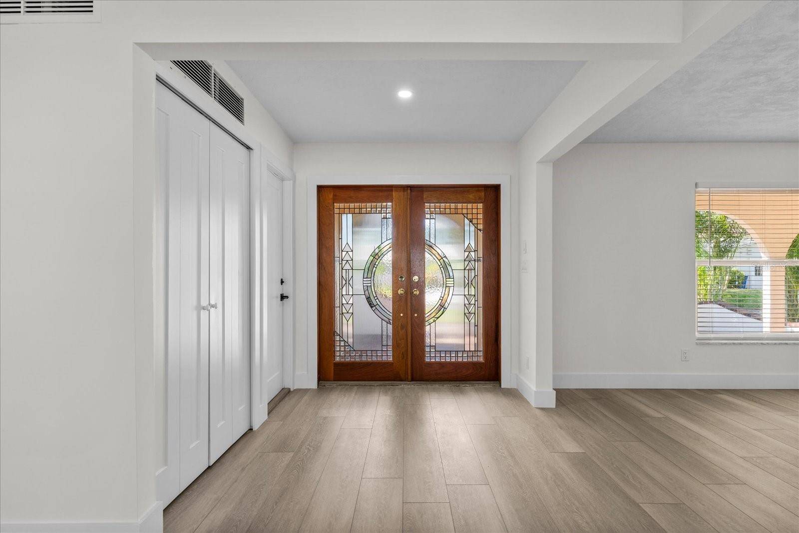 St Petersburg, FL 33707,1200 80TH ST S