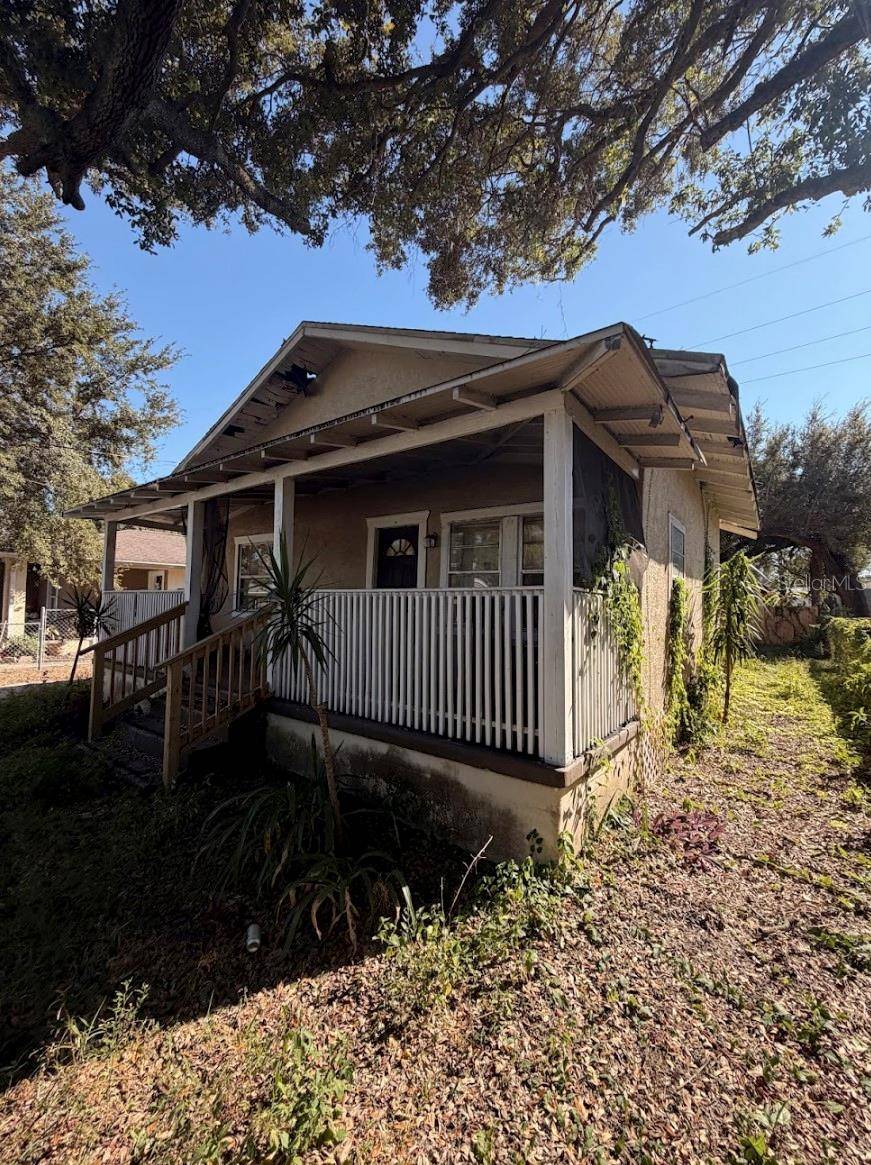 Tampa, FL 33610,3203 E EMMA ST