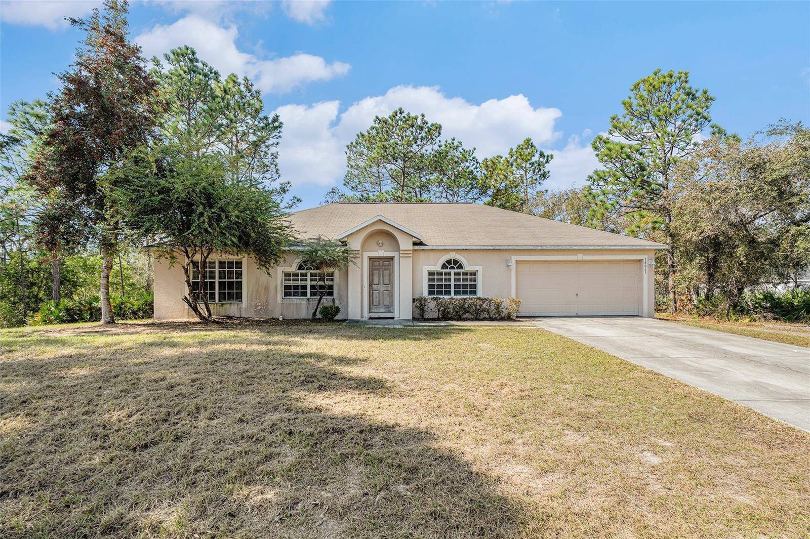Weeki Wachee, FL 34614,18063 PARROT RD