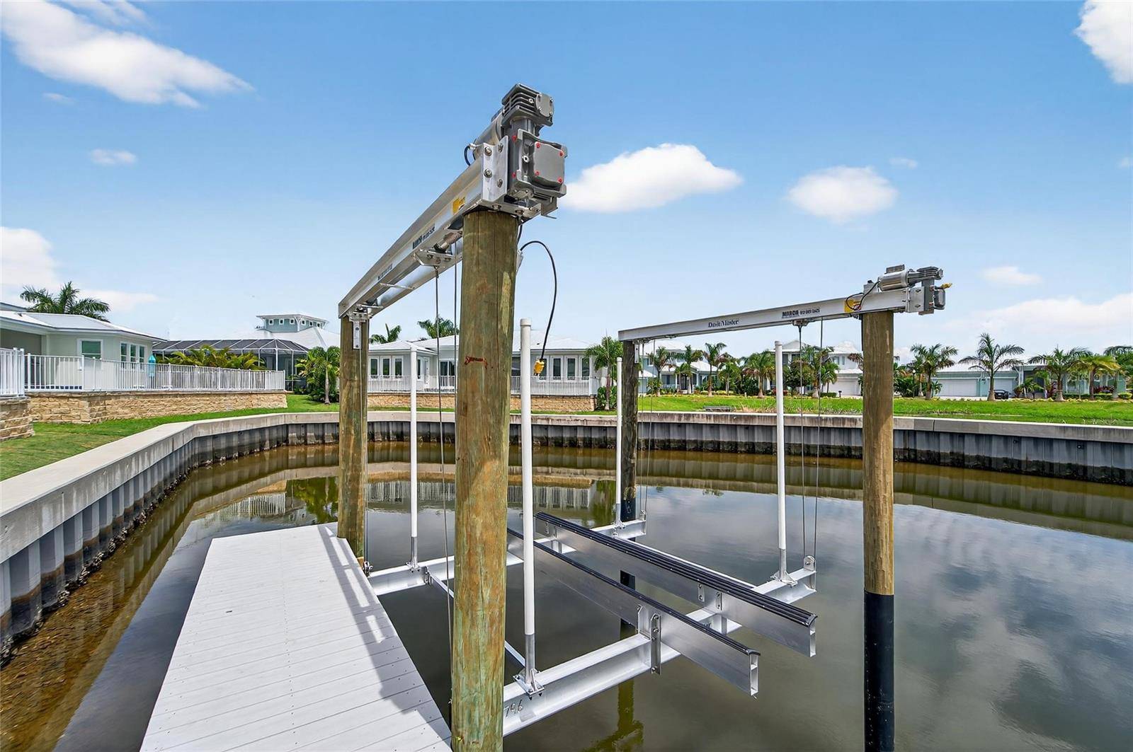 Apollo Beach, FL 33572,5713 TYBEE ISLAND DR