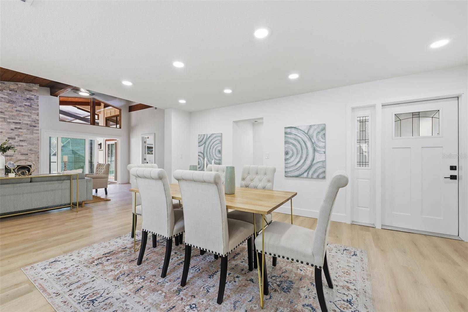 St Petersburg, FL 33702,228 87TH AVE NE