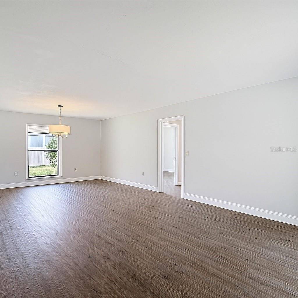 Weeki Wachee, FL 34613,7407 ALLEN DR