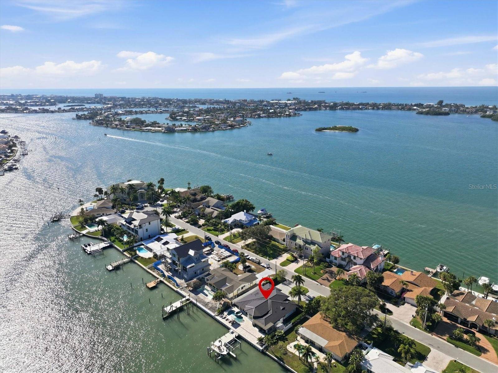 Largo, FL 33770,215 DRIFTWOOD LN