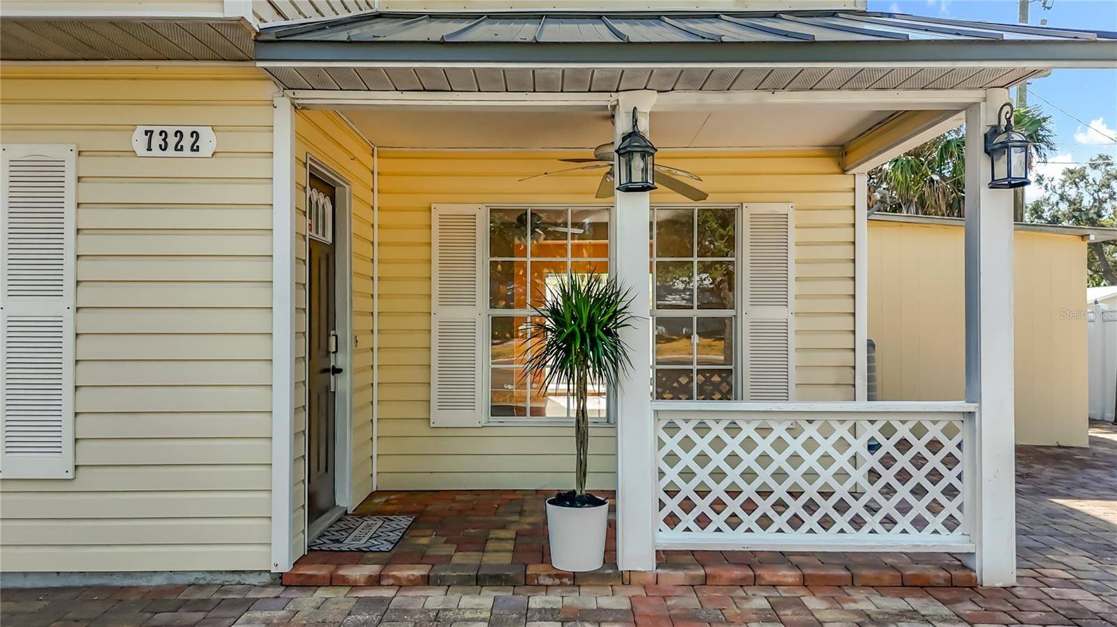 St Petersburg, FL 33709,7322 54TH AVE N