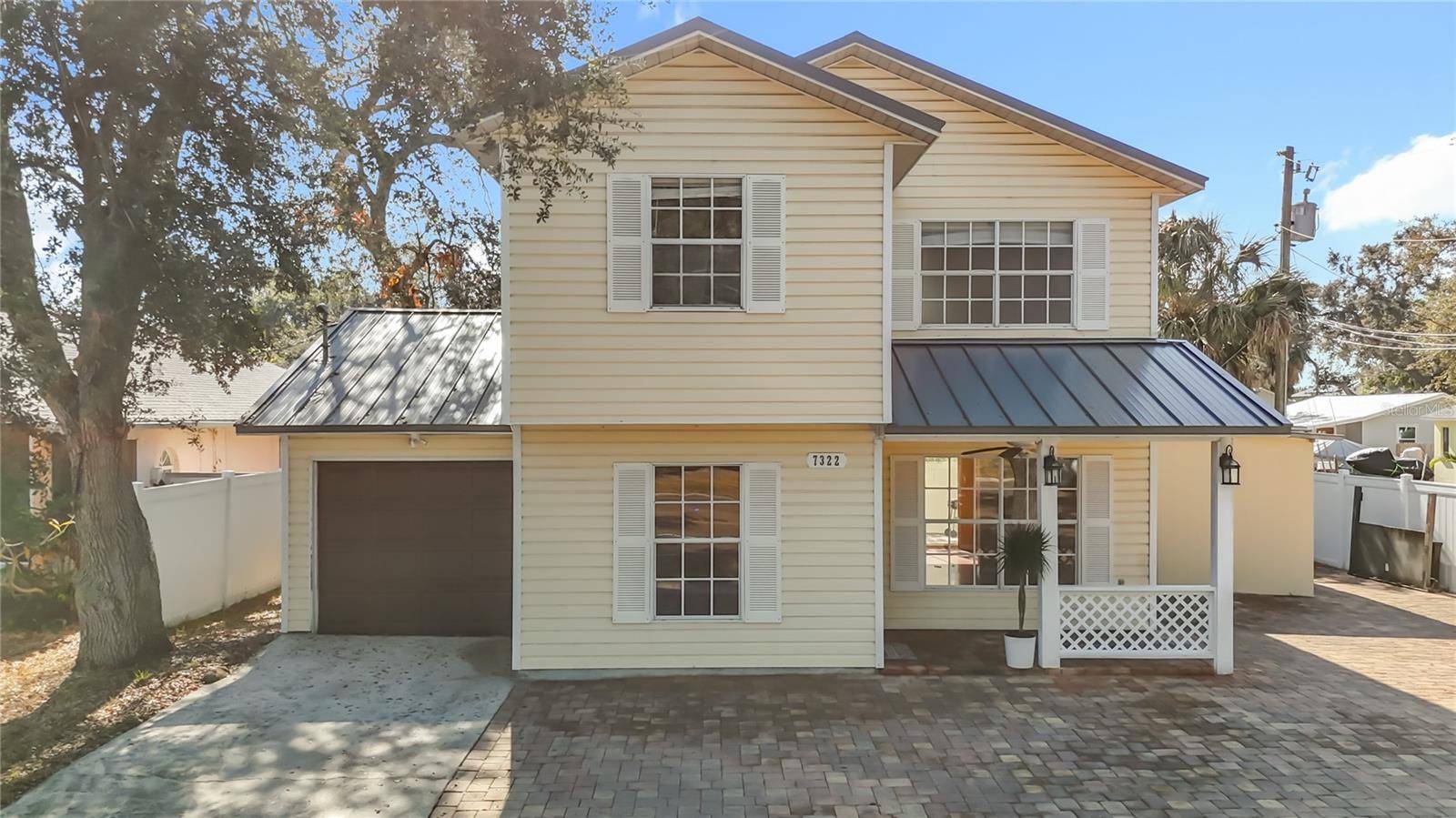 St Petersburg, FL 33709,7322 54TH AVE N