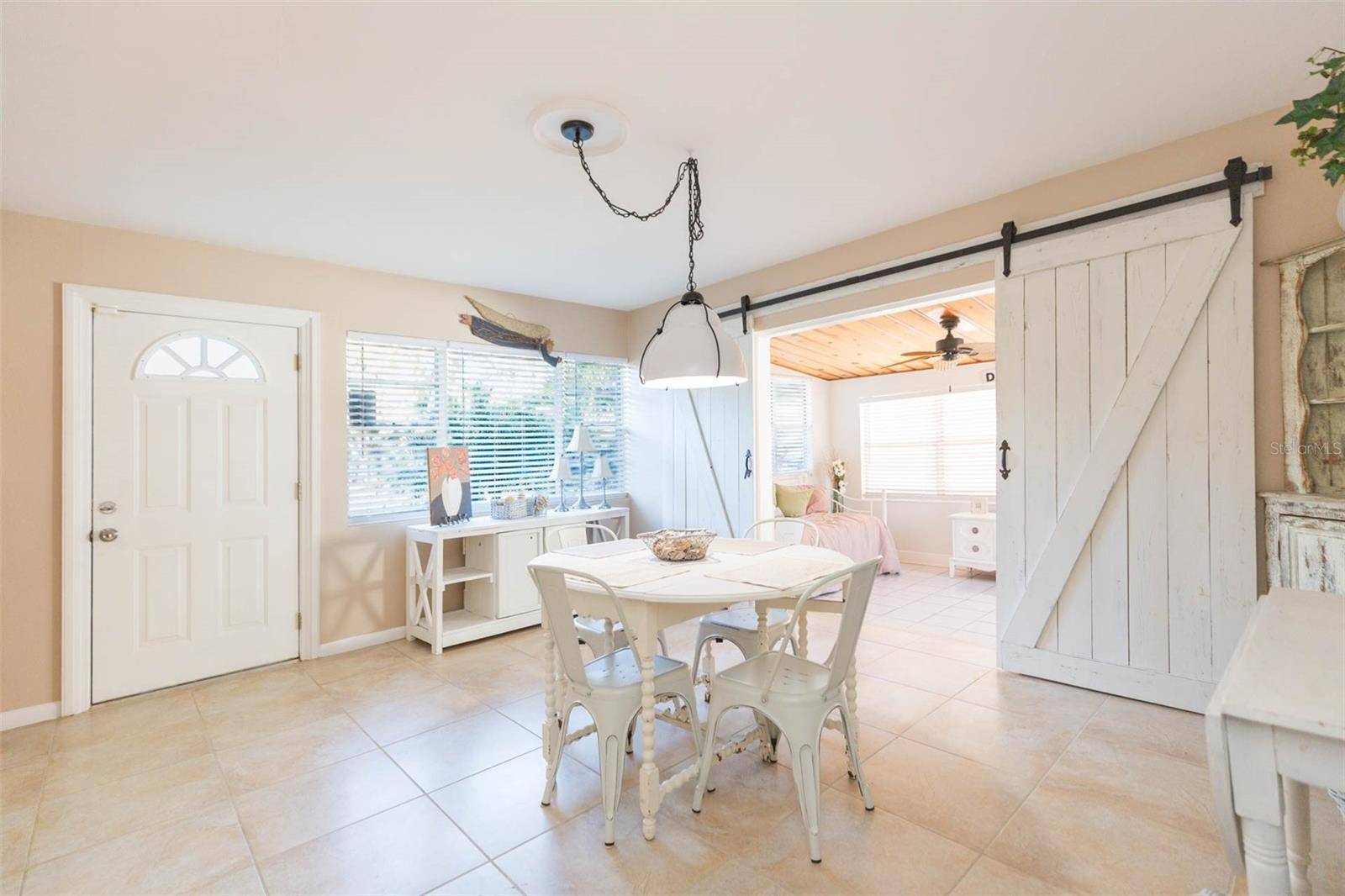 Tampa, FL 33616,4206 W WISCONSIN AVE