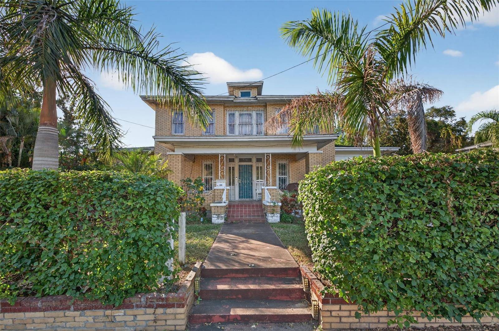 St Petersburg, FL 33705,531 16TH ST S