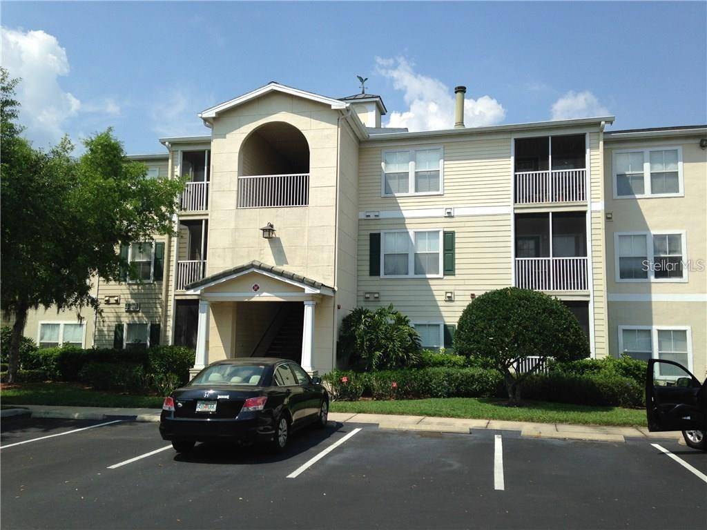 Tampa, FL 33647,18322 BRIDLE CLUB DR #18322