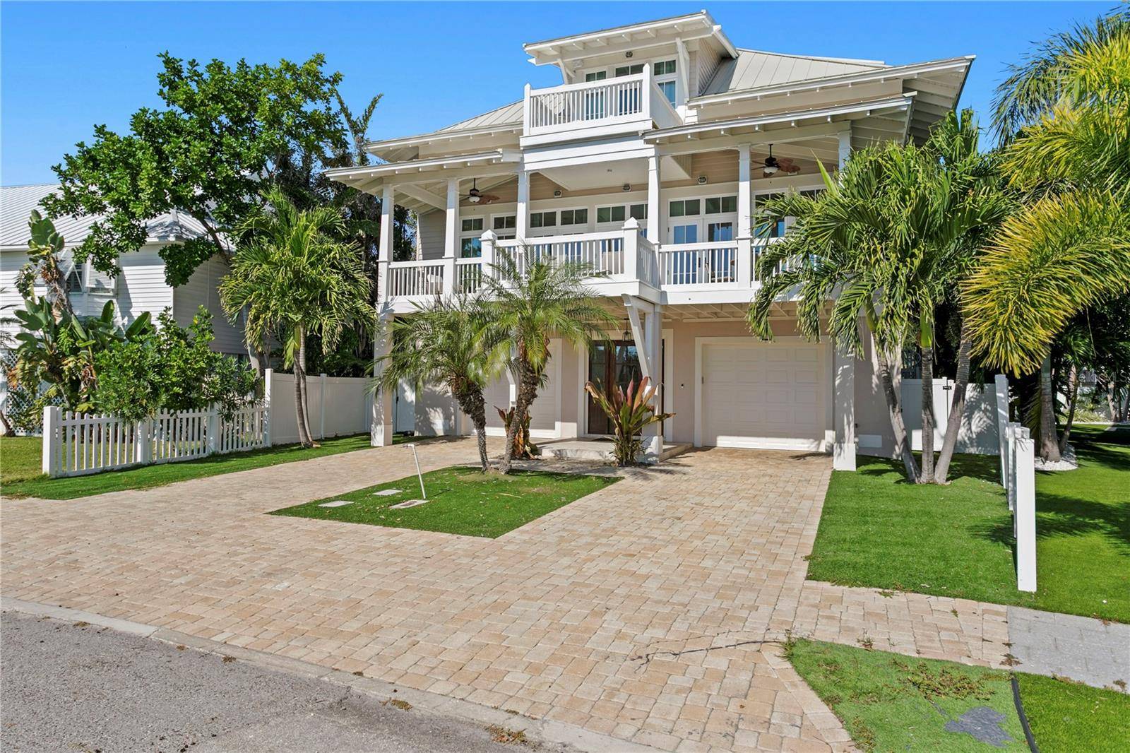 St Pete Beach, FL 33706,3333 W MARITANA DR